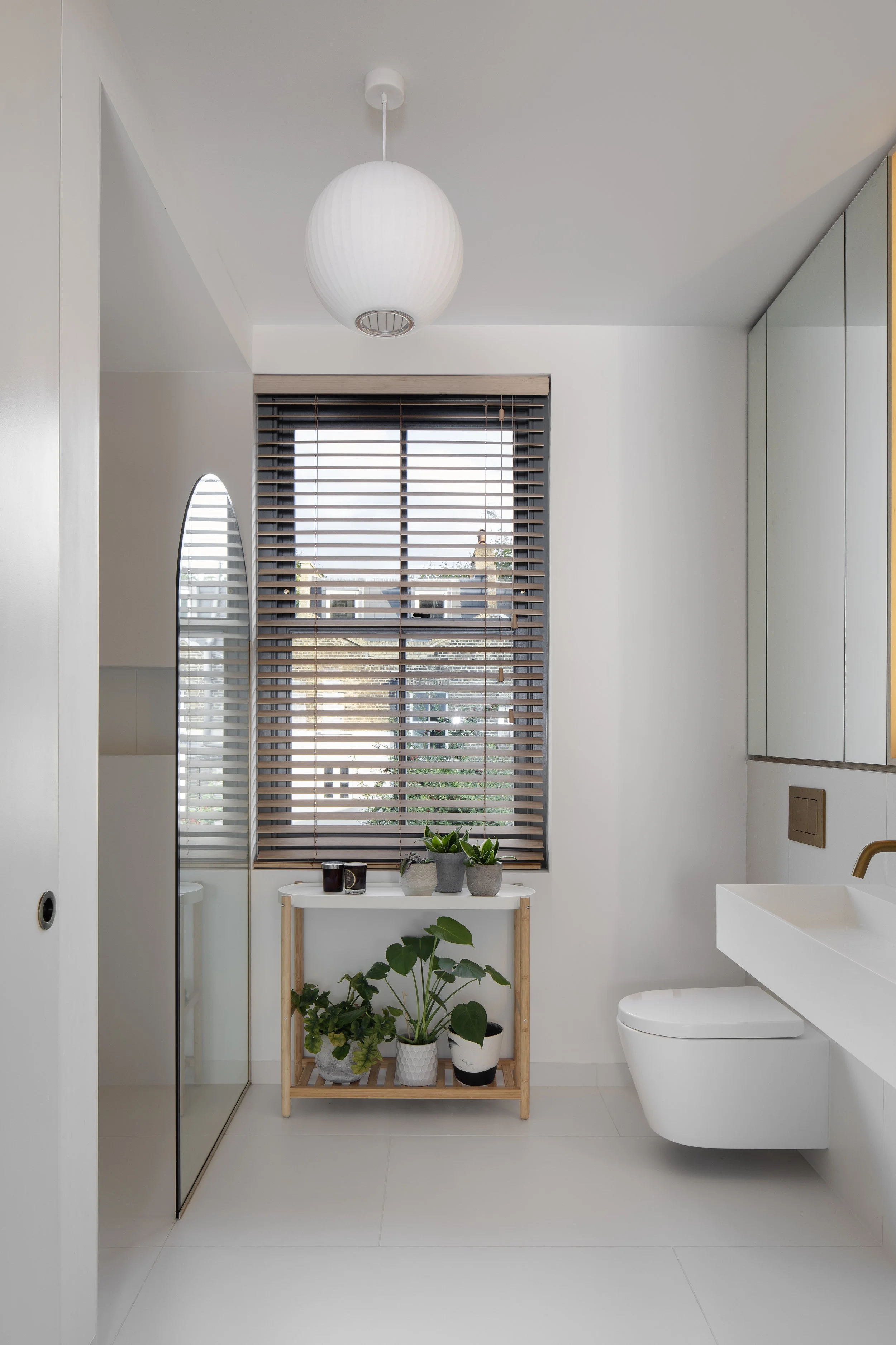 David Money Architects Arch House Kennington bathroom photo Adam Letch.jpg