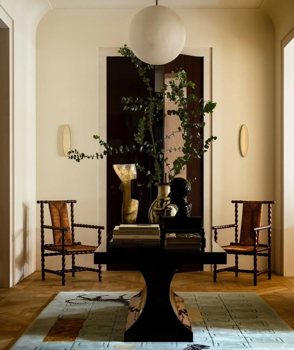 Dreaming of this foyer today&hellip;

Design: @ateliermkd