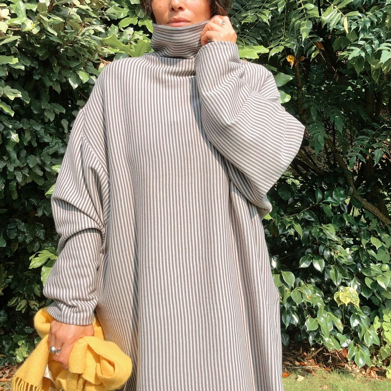 STUDIO33 - Eco Friendly Clothing

ECO Friendly Heavy Weight Roll Neck Jumper 

🍂 🪵 🍁 

Please note these photos were not taken by a professional photographer, so the colour can vary. Depending on lighting and time of the day ☀️🤍🌧️🌿⚡️

#EcoJumpe