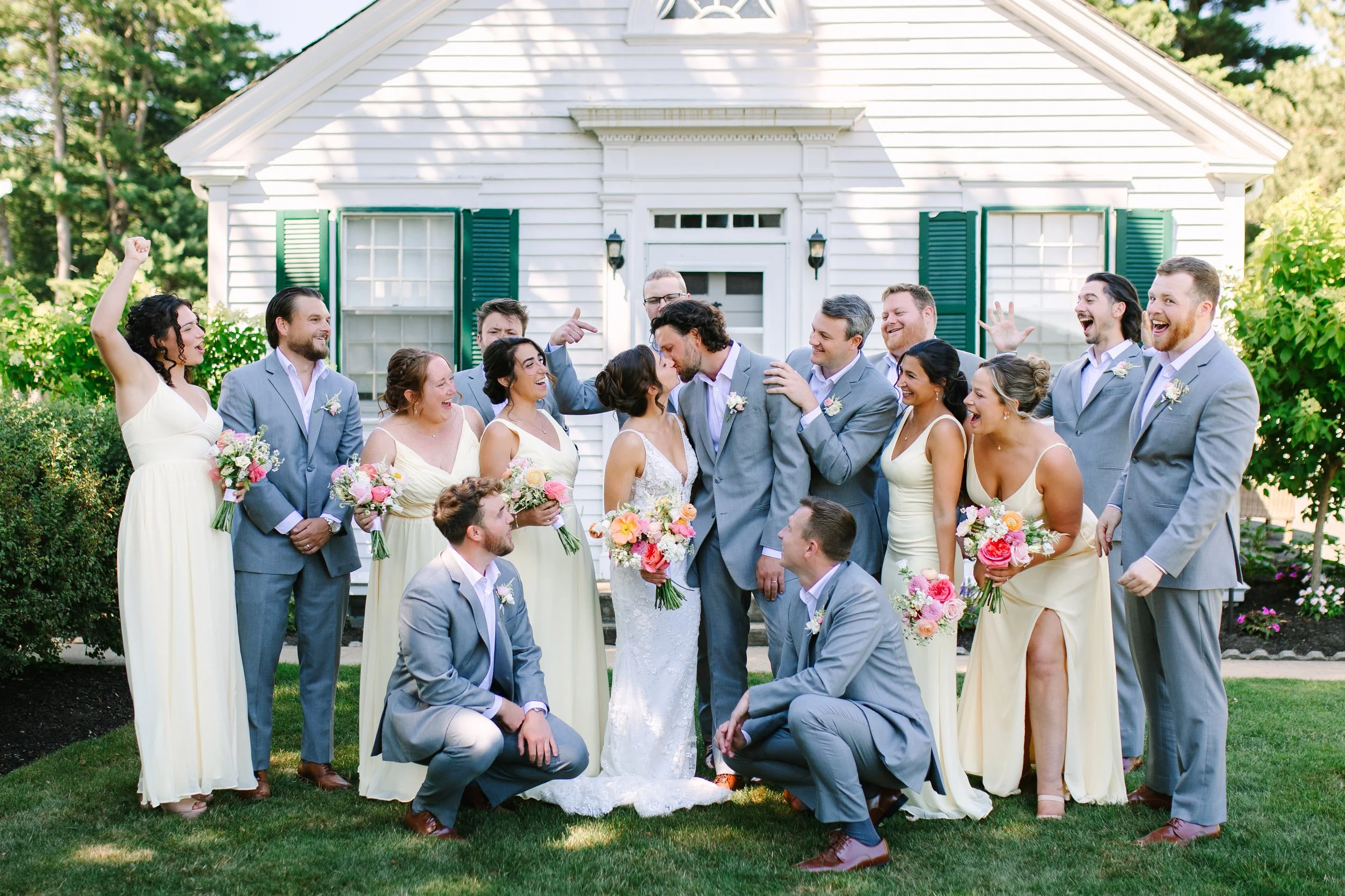 Jenn &amp; Joey's Colorful Summer Wedding at Connemara House Farm