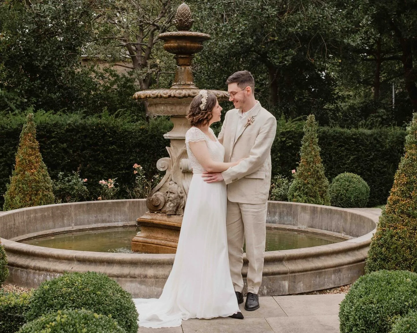 Happy Anniversary Enya &amp; Tom 🥂 2 years since this beautiful wedding 🤍

#weddingphotography #yorkshireweddingphotographer #manorhouselindley #weddinganniversary #westyorkshirewedding