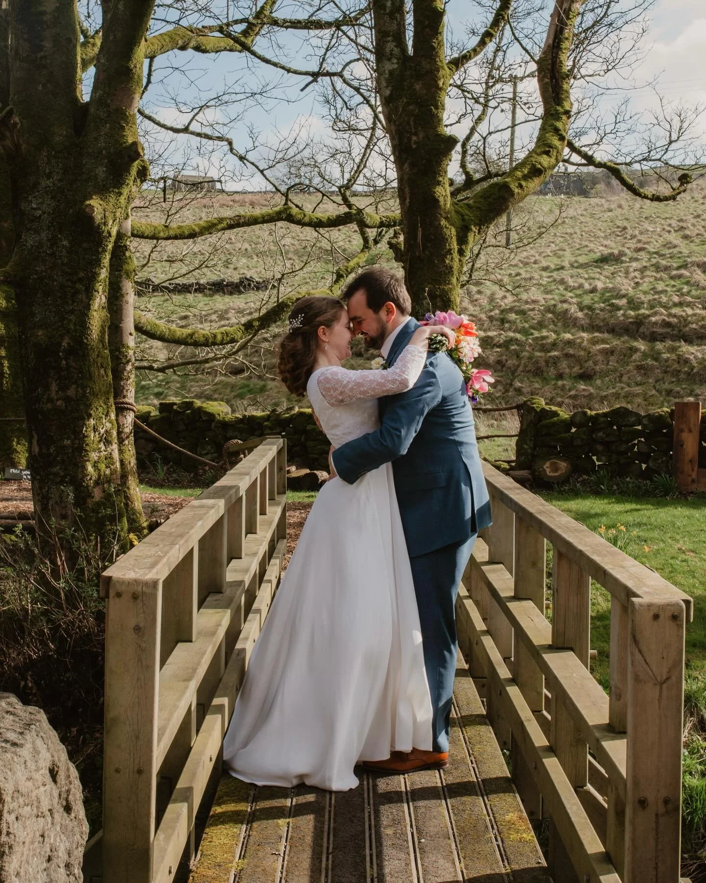The most beautiful day for Jemima &amp; Richard 😍

Still in awe that Jemima designed and made her own wedding dress, absolutely incredible and she looked beautiful ✨🤍