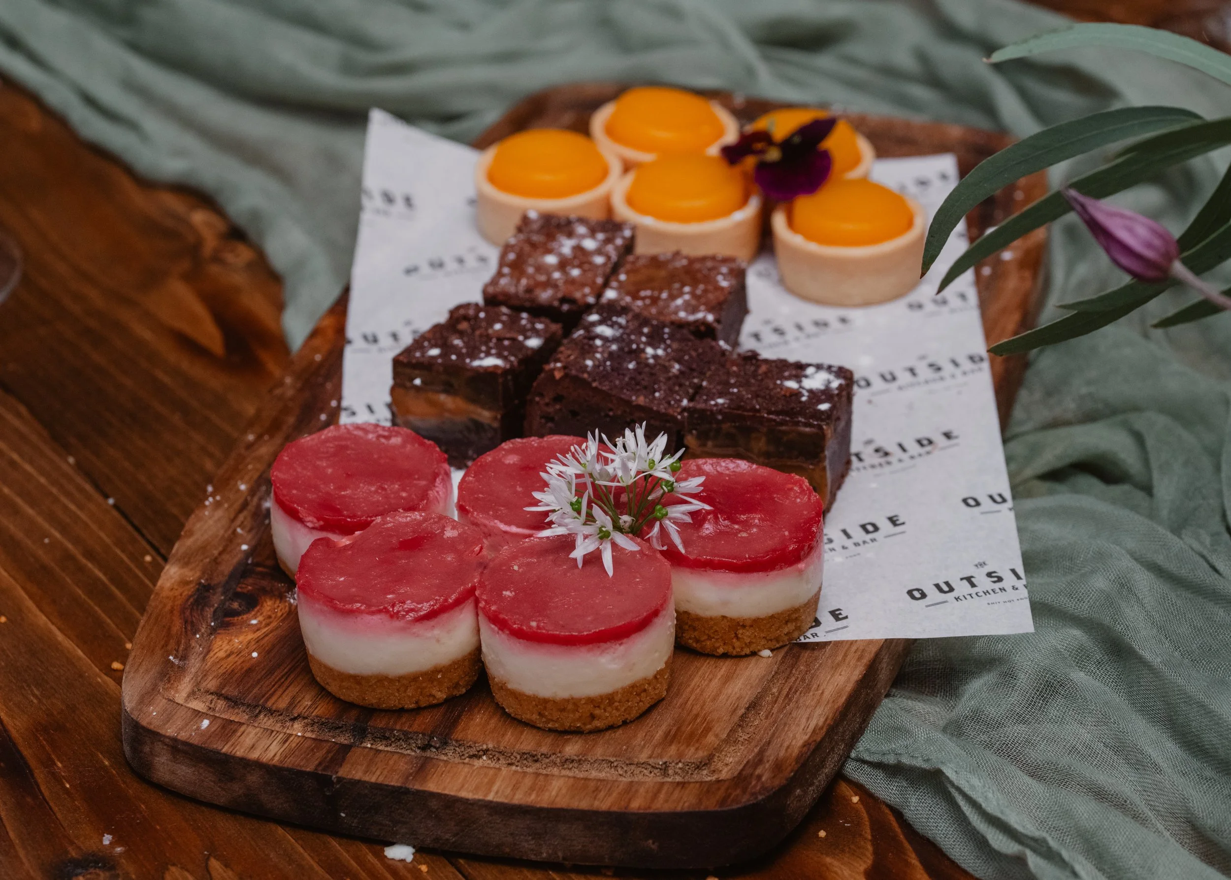 E&M_weddingbreakfast-107.jpg