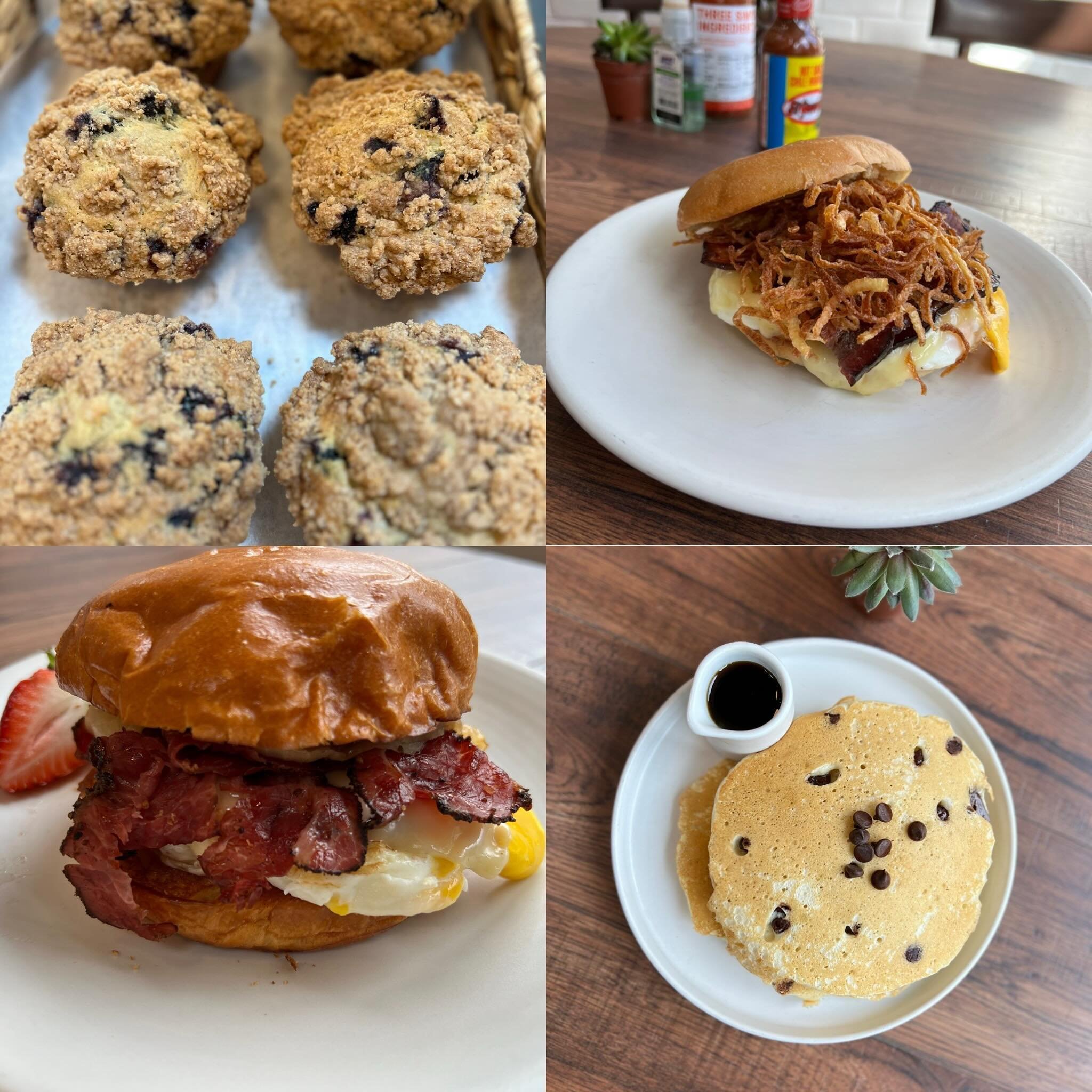 You can now have breakfast all day EVERYDAY! We are now open Monday-Friday 7 am-8 pm and Saturday-Sunday 8 am-8pm #alldaycafe #momandpopshop #lowereastside #goodfooddoneright