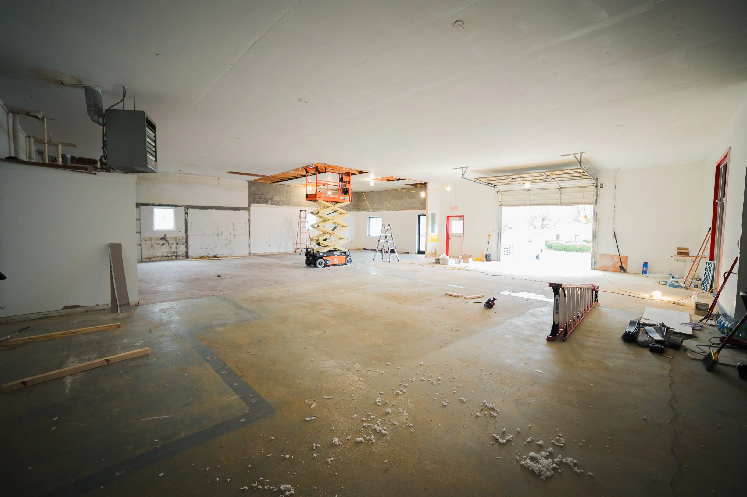 Industrial Electrical Contractor in Clayton, NC. Sawyer Electric is an Industrial and Commercial Electrical Contractor located at 108 Lee Court, Clayton, NC and is hiring electricians & electrical helpers.