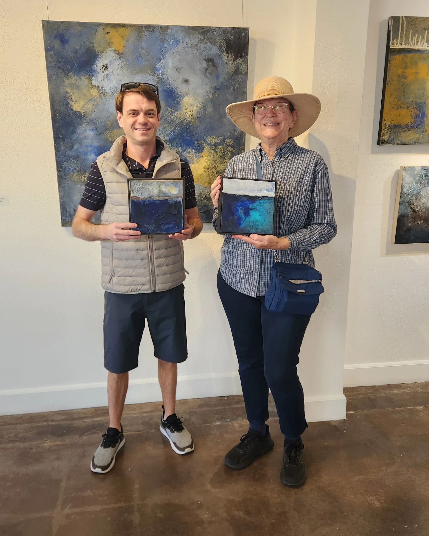 SOLD 🔴

My Abstract Seascapes #1 &amp; #2 have sold! 

Thank you, so much Ann! It was such a pleasure meeting you today and I am so happy these paintings now have a home. 🏡

#Grateful #ArtAppreciation #SoldArt #LucasSmithArt #SoloExhibition #Galler