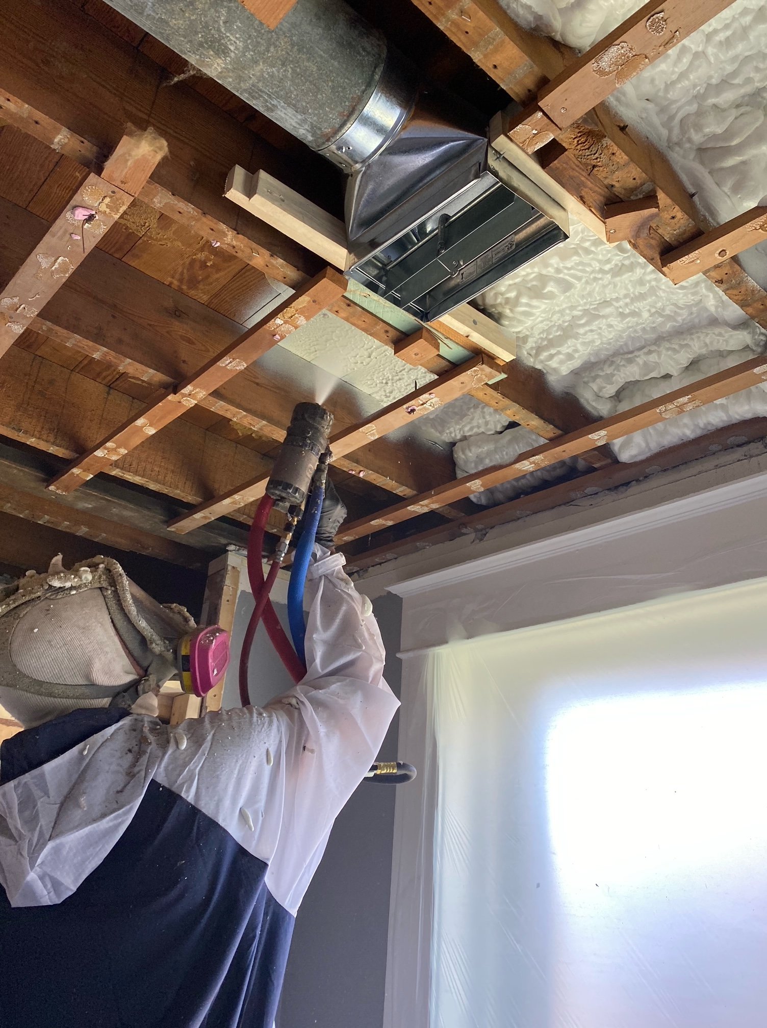 Spray foam insulation serves as an effective air barrier, sealing gaps and cracks to create an airtight seal in your home. Unlike traditional insulations, which may leave gaps susceptible to air infiltration, spray foam forms a seamless barrier that 