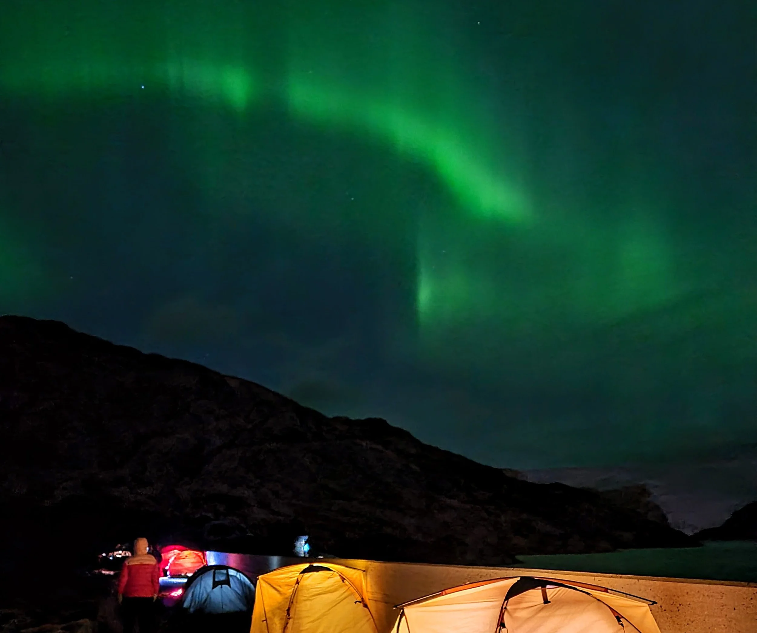 nordlys og telt croppa.jpg