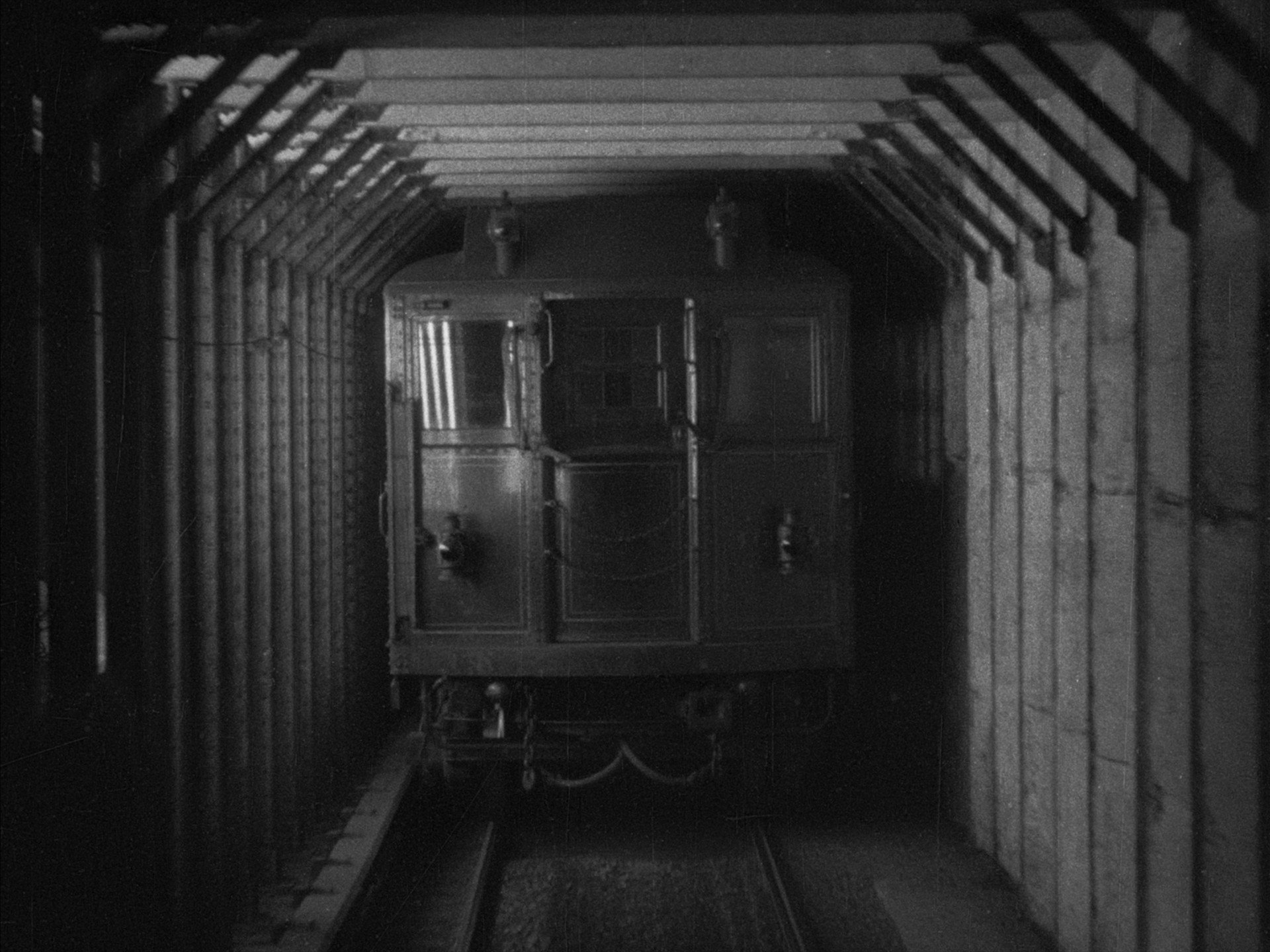 1905 #3 - New York Subway (Billy Bitzer)
