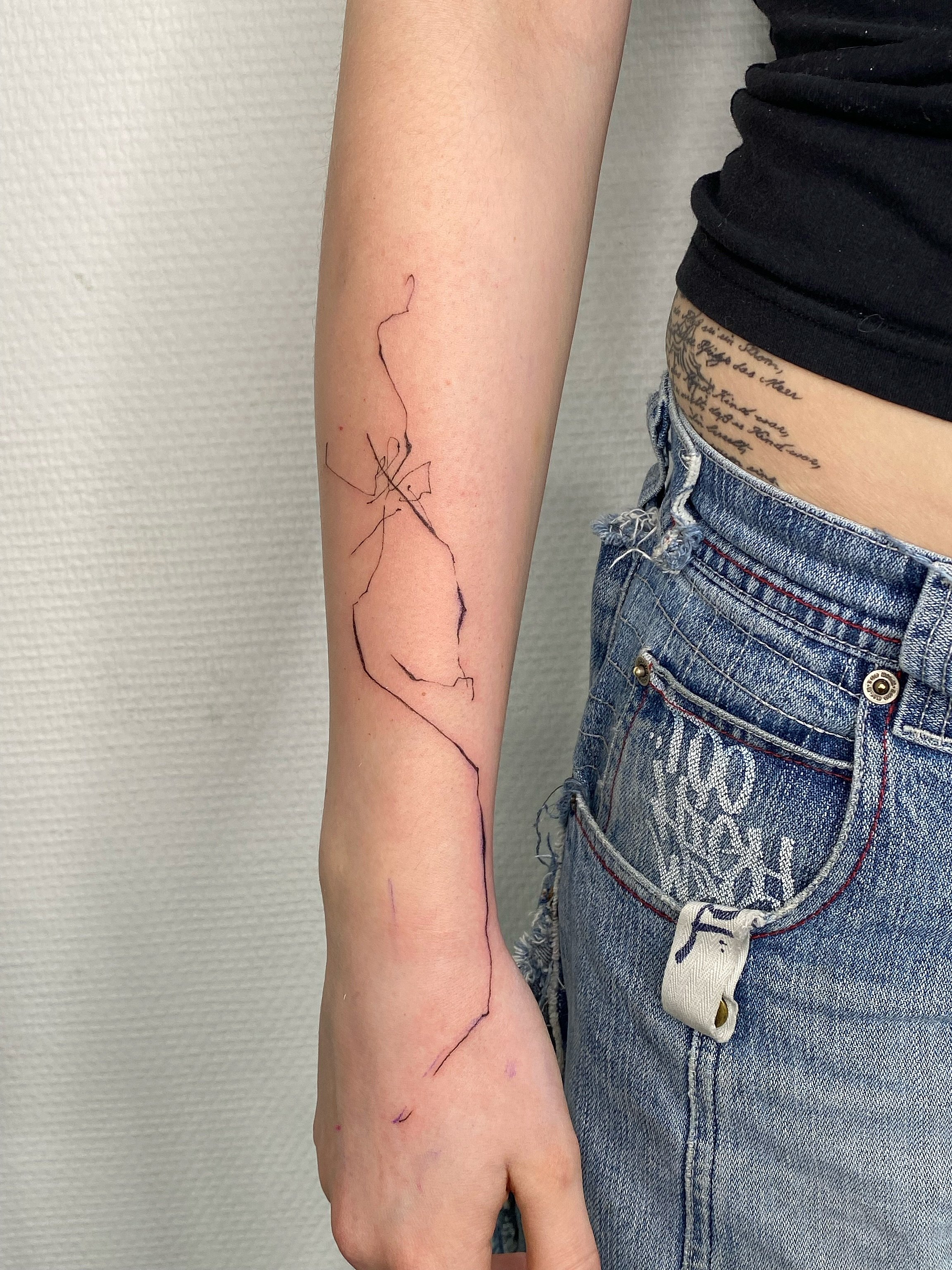 Another gorgeous tattoo done @fatcat_paris ❤️
