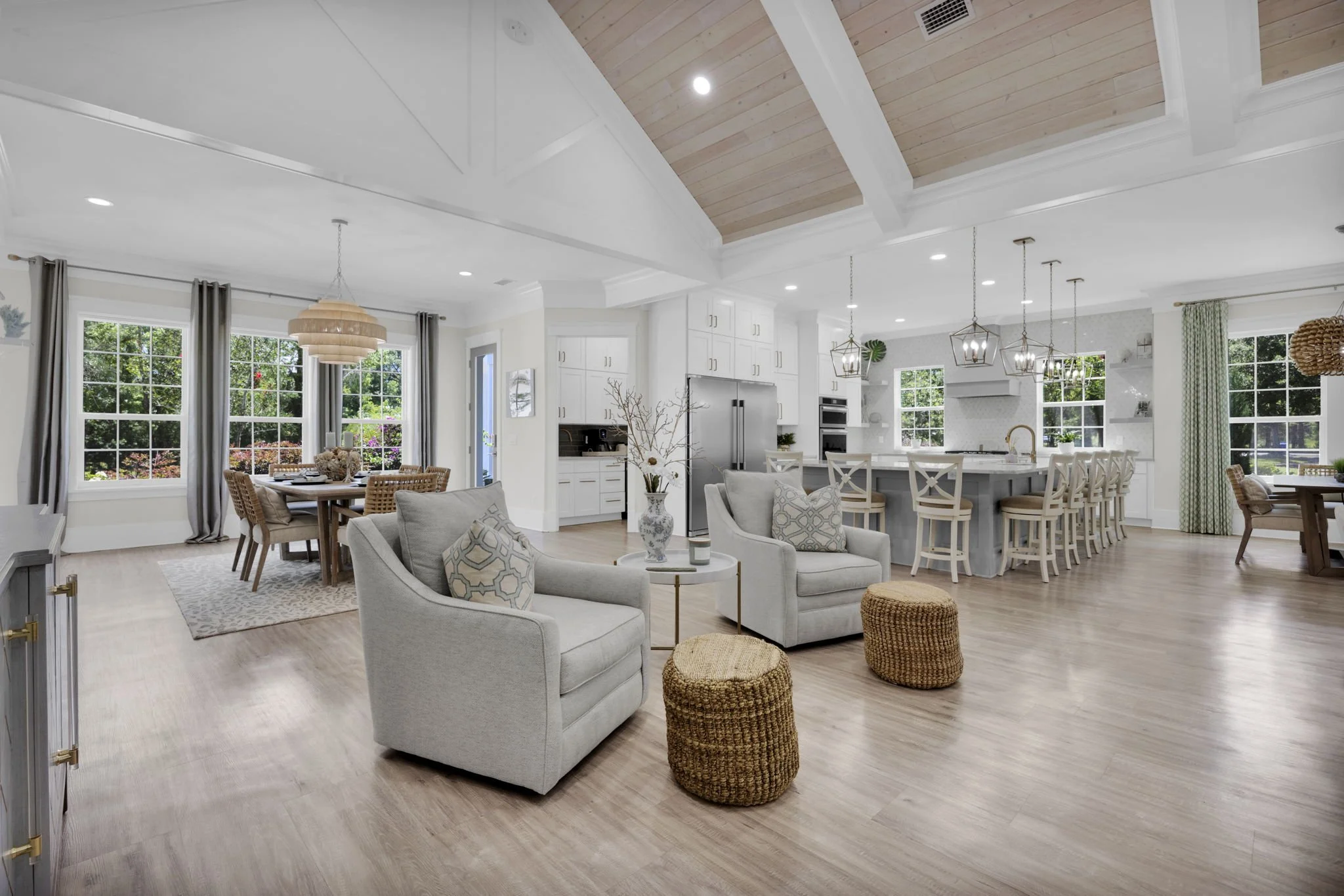 118-web-or-mls-2790 Joe Ashton_reshoot_033.jpg