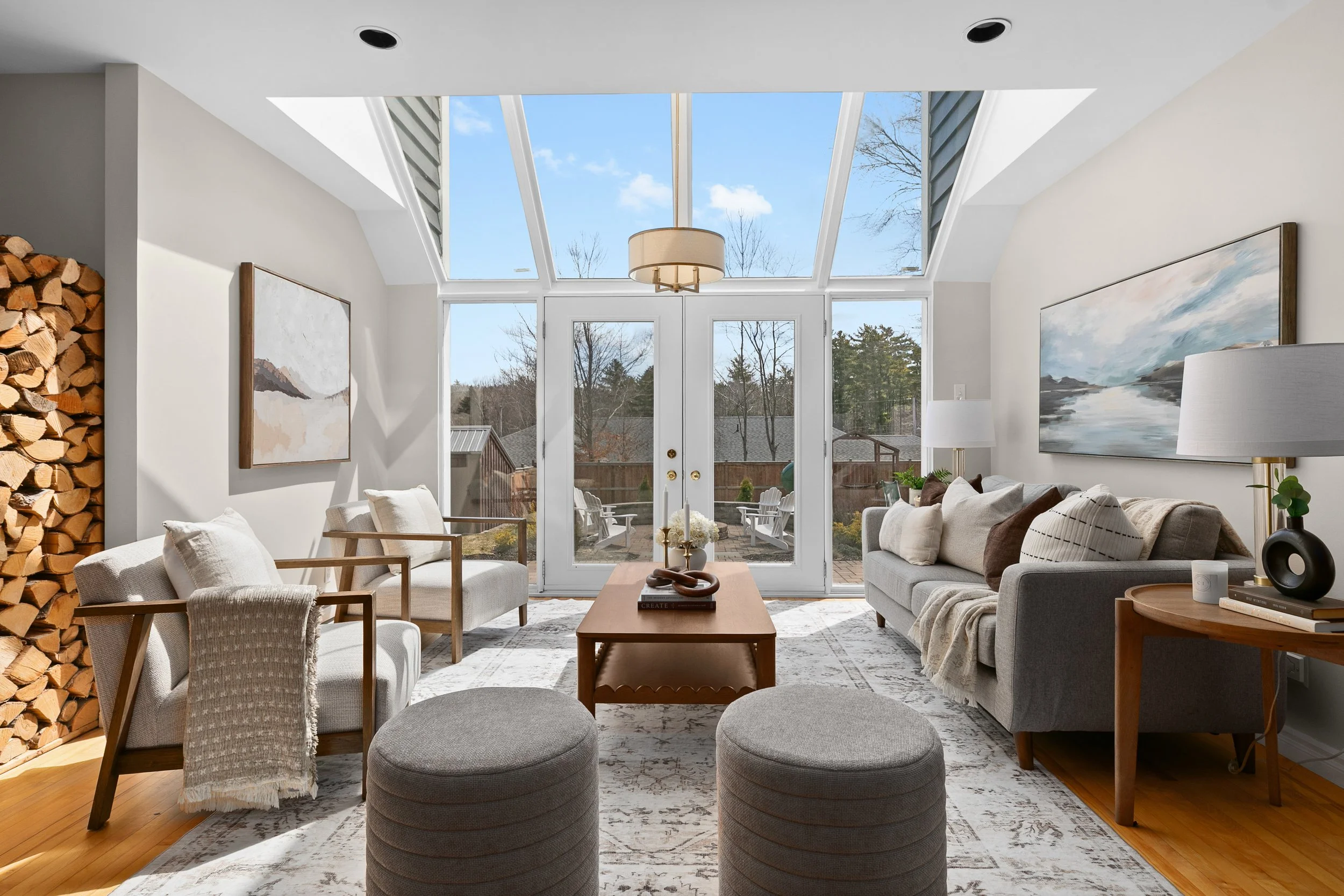 How Lighting Can Make or Break Your Home Showing 