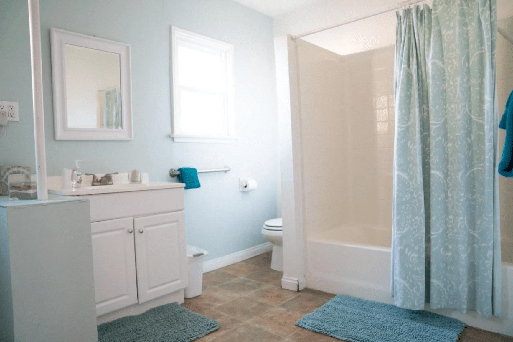 Compressed bathroom.png