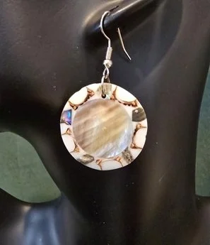 Island Sands Shell Earrings | Bali Fashion Accessories | Donbernae