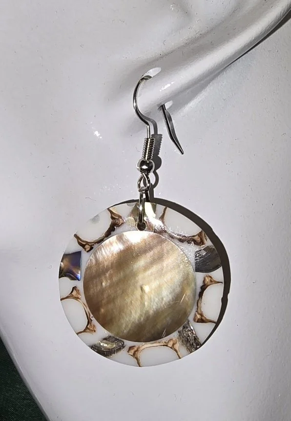 Island Sands Shell Earrings | Bali Fashion Accessories | Donbernae