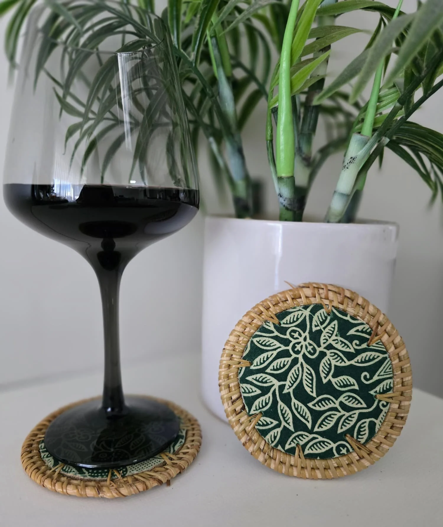 Green leaf cirlce batik coaster 1.jpg