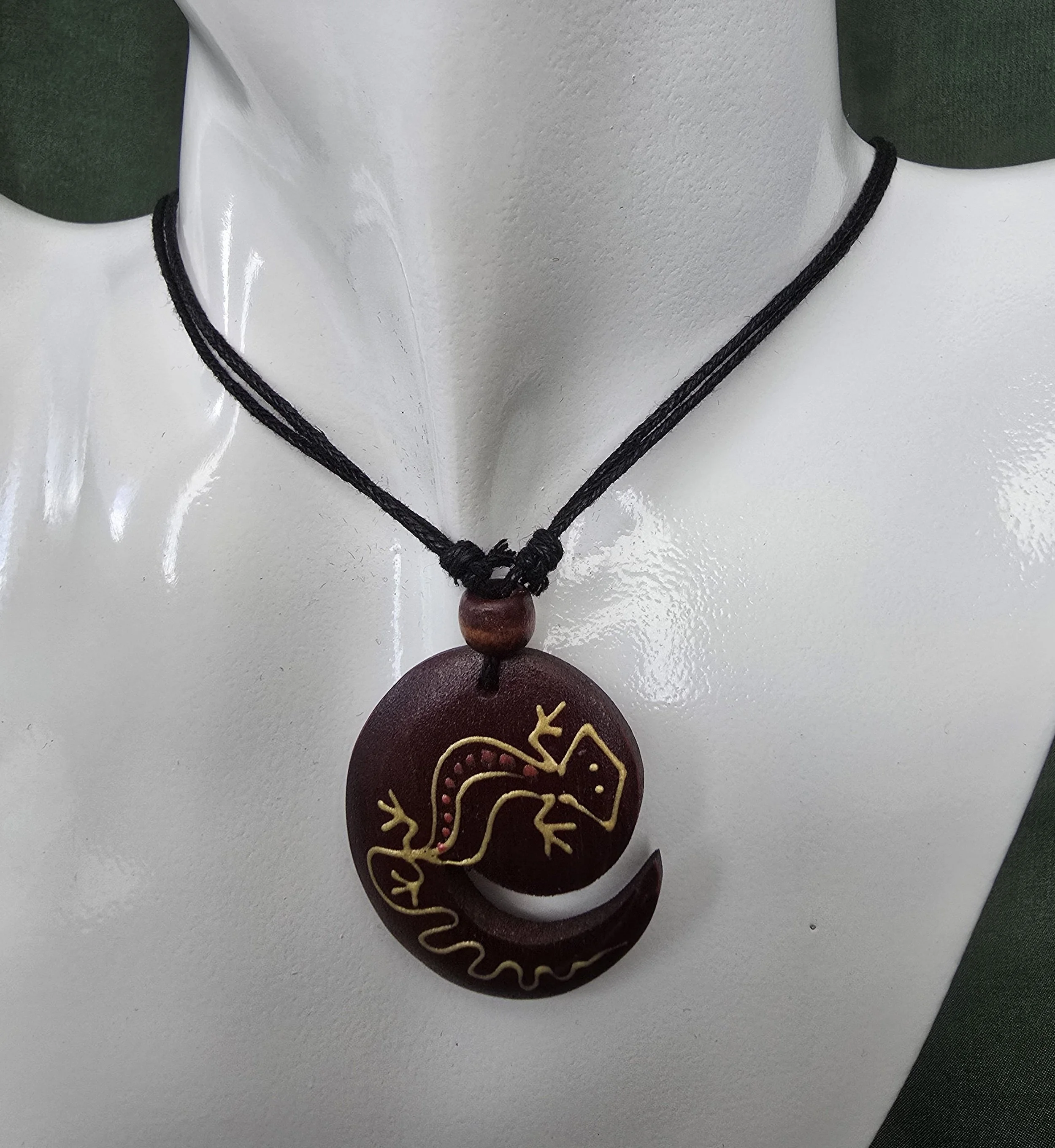 Island Gecko Wooden Necklace | Handcrafted Bali Jewellery | Donbernae