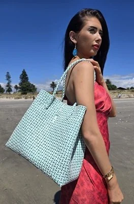 Jov green and white bag RS.jpg