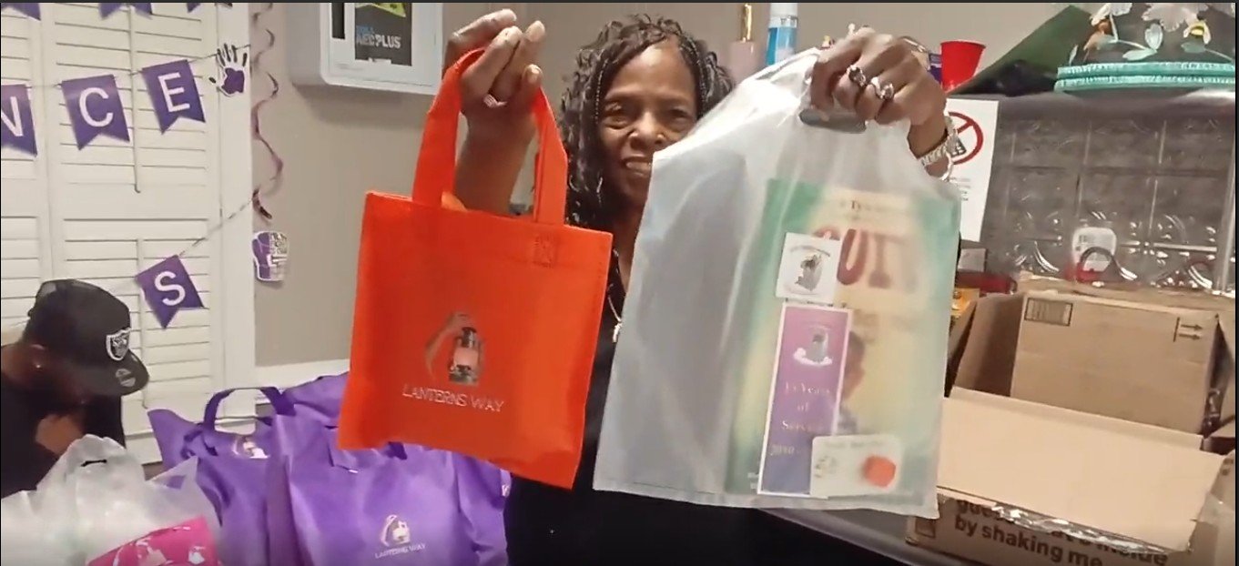 Thanksgiving Pic - Project Renewal.jpg