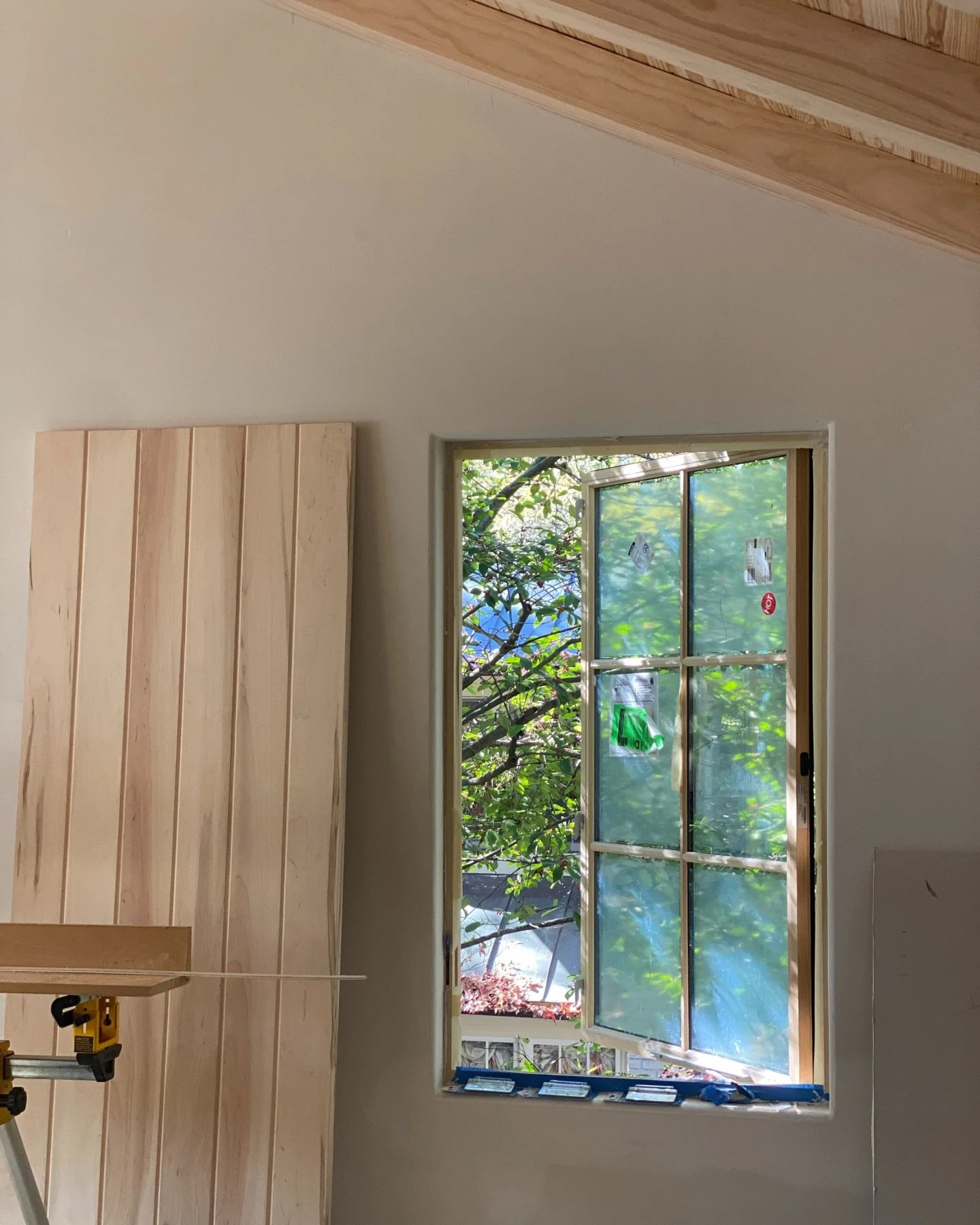 Any progress is good progress ✨

#RCIProjectNeola | Guest Bedroom I

#RaeColeInteriors #RCI