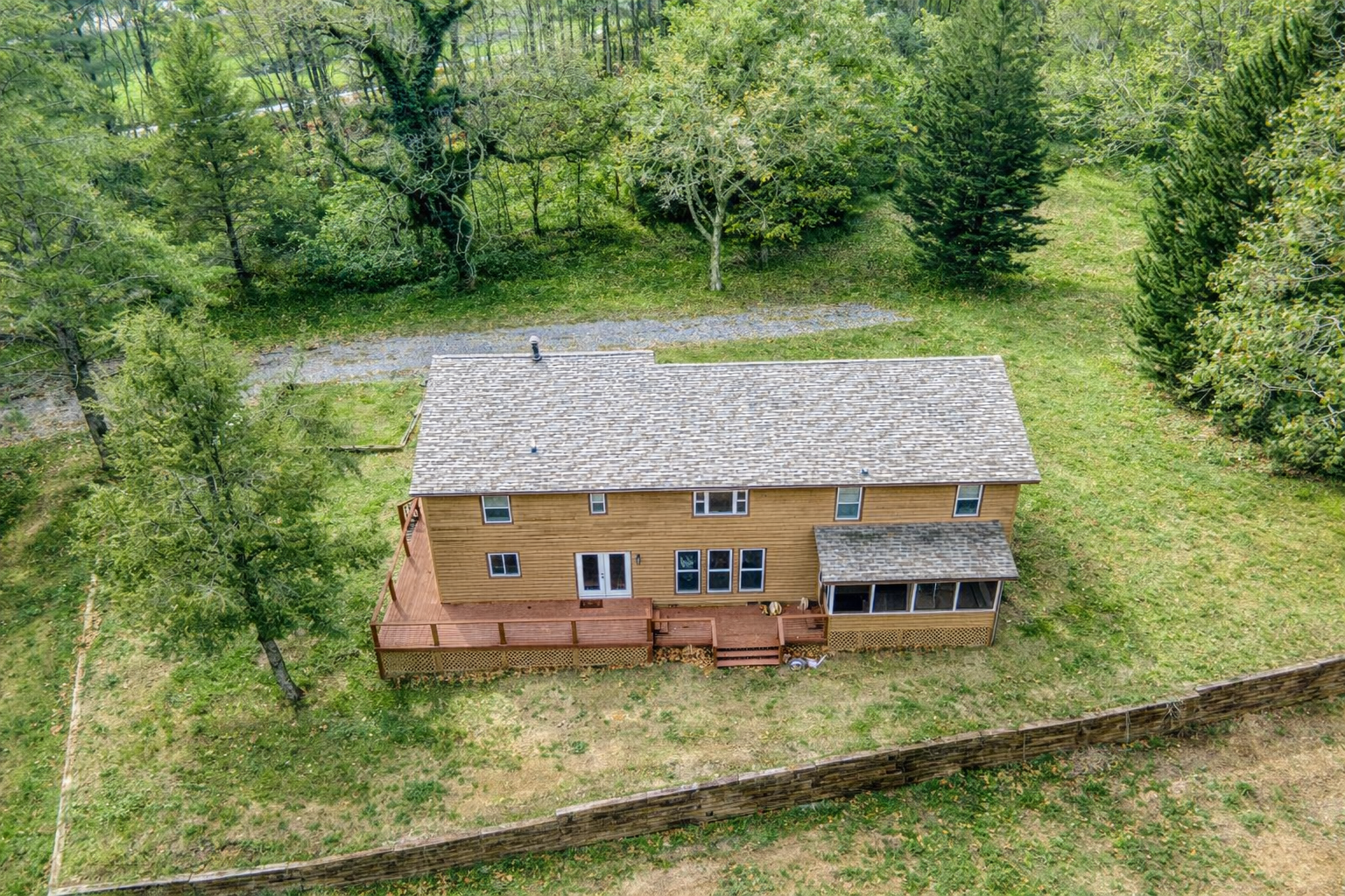 House backyard arial.png