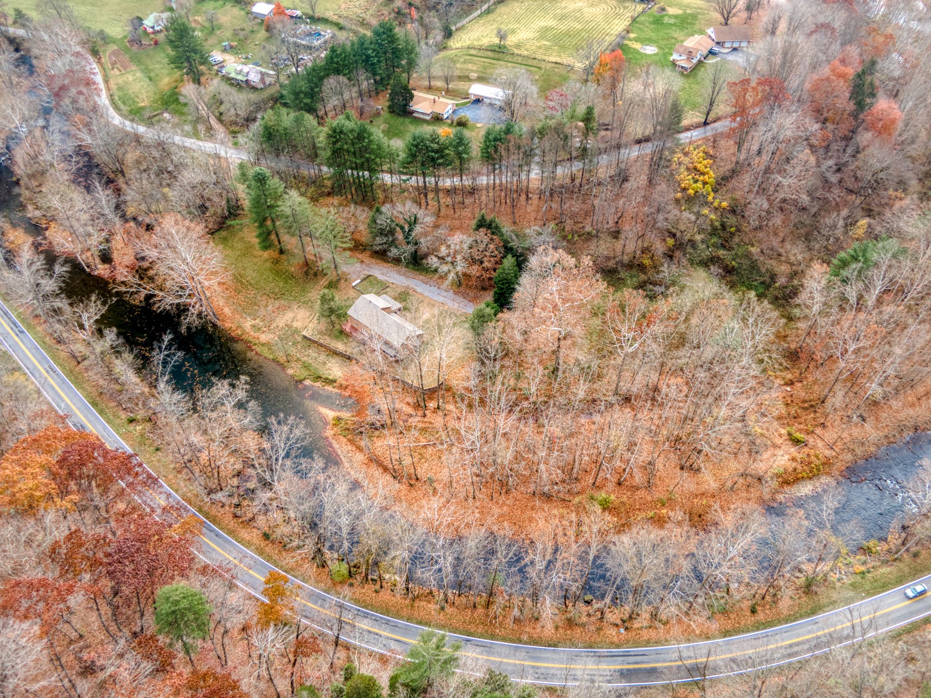 1266-Old-Wolf-Creek-Rd-Narrows_16-16.jpg