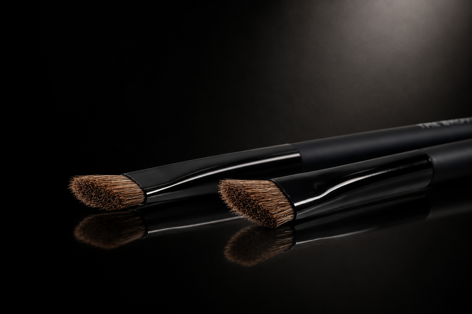 Large Eyebrow Brush