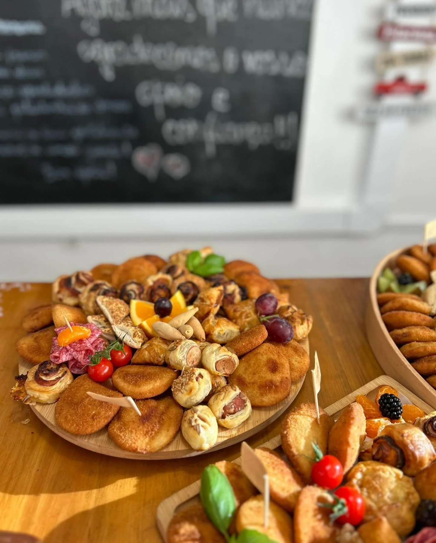 Catering que realizamos ontem para inaugura&ccedil;&atilde;o de um novo espa&ccedil;o @rfit.athletic 🌽🫒

Fa&ccedil;a a sua encomenda!

📞969 870 266
📍Pero Neto, Marinha Grande