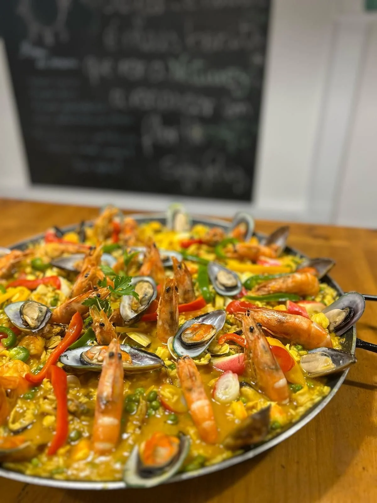 Dif&iacute;cil &eacute; escolher o favorito ⭐️🌽🧀

Venha conhecer-nos!

📞969 870 266
📍Pero Neto, Marinha Grande