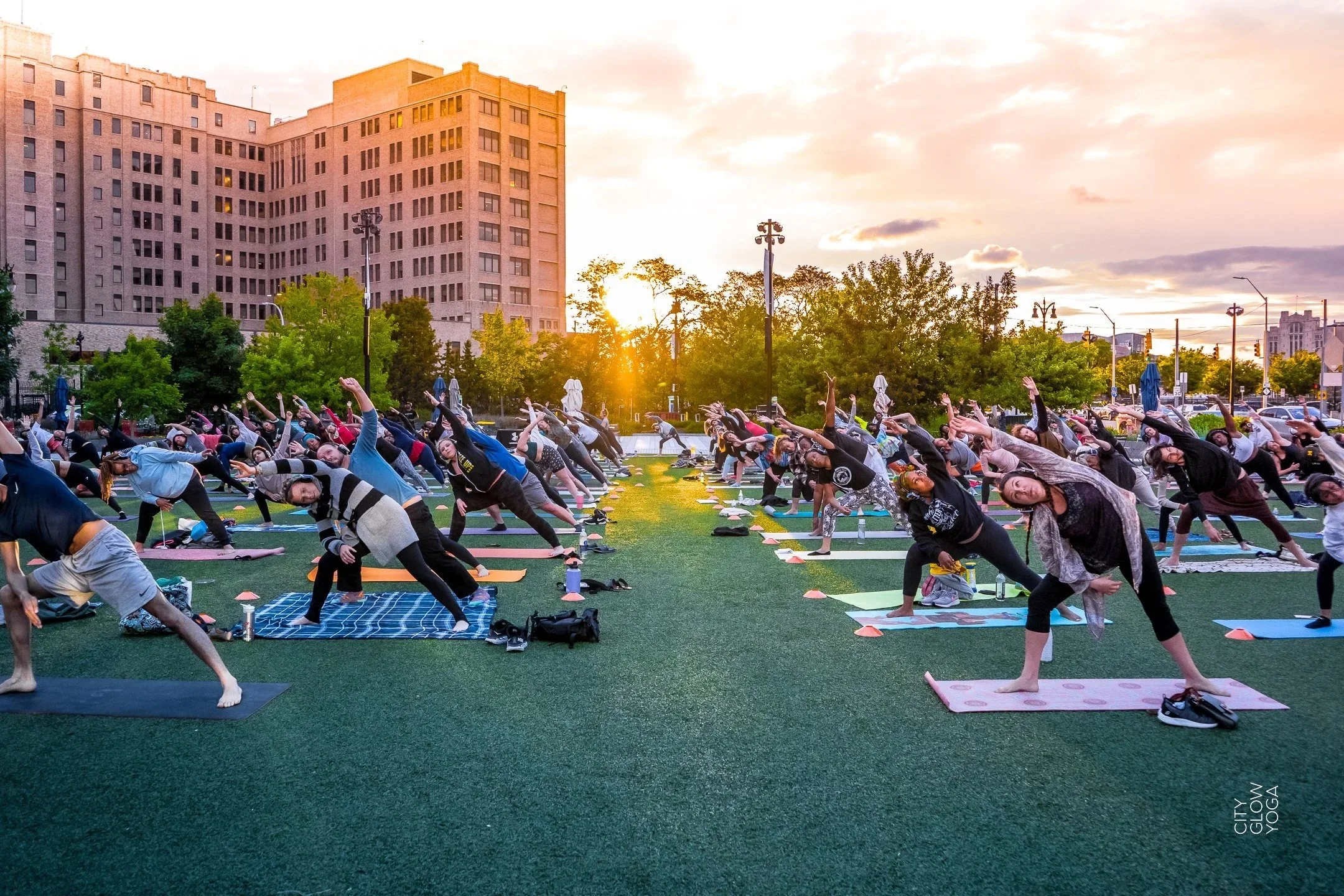 City Glow Yoga