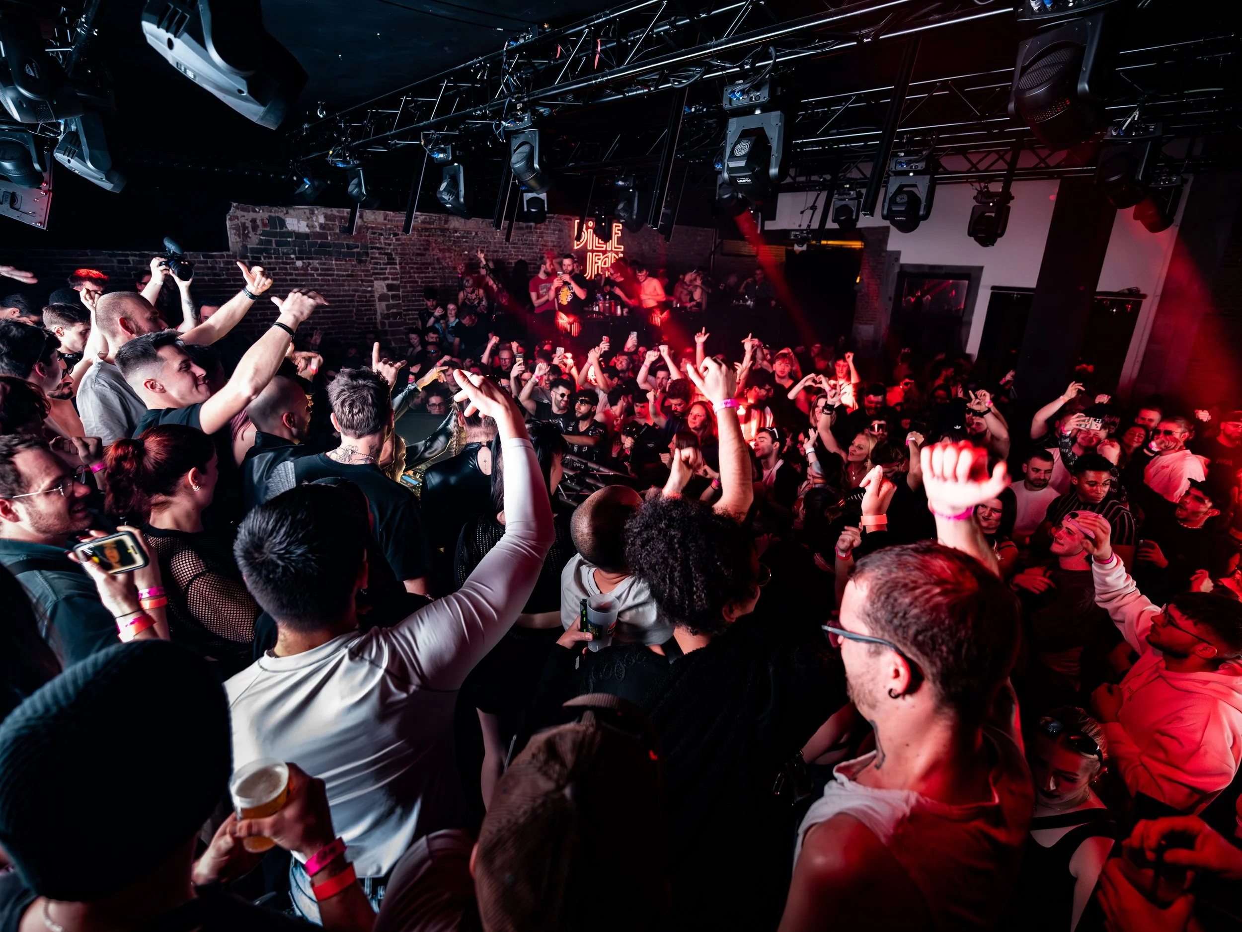 OVERVIEUW - INVAZZION - BASSLENS-6.jpg