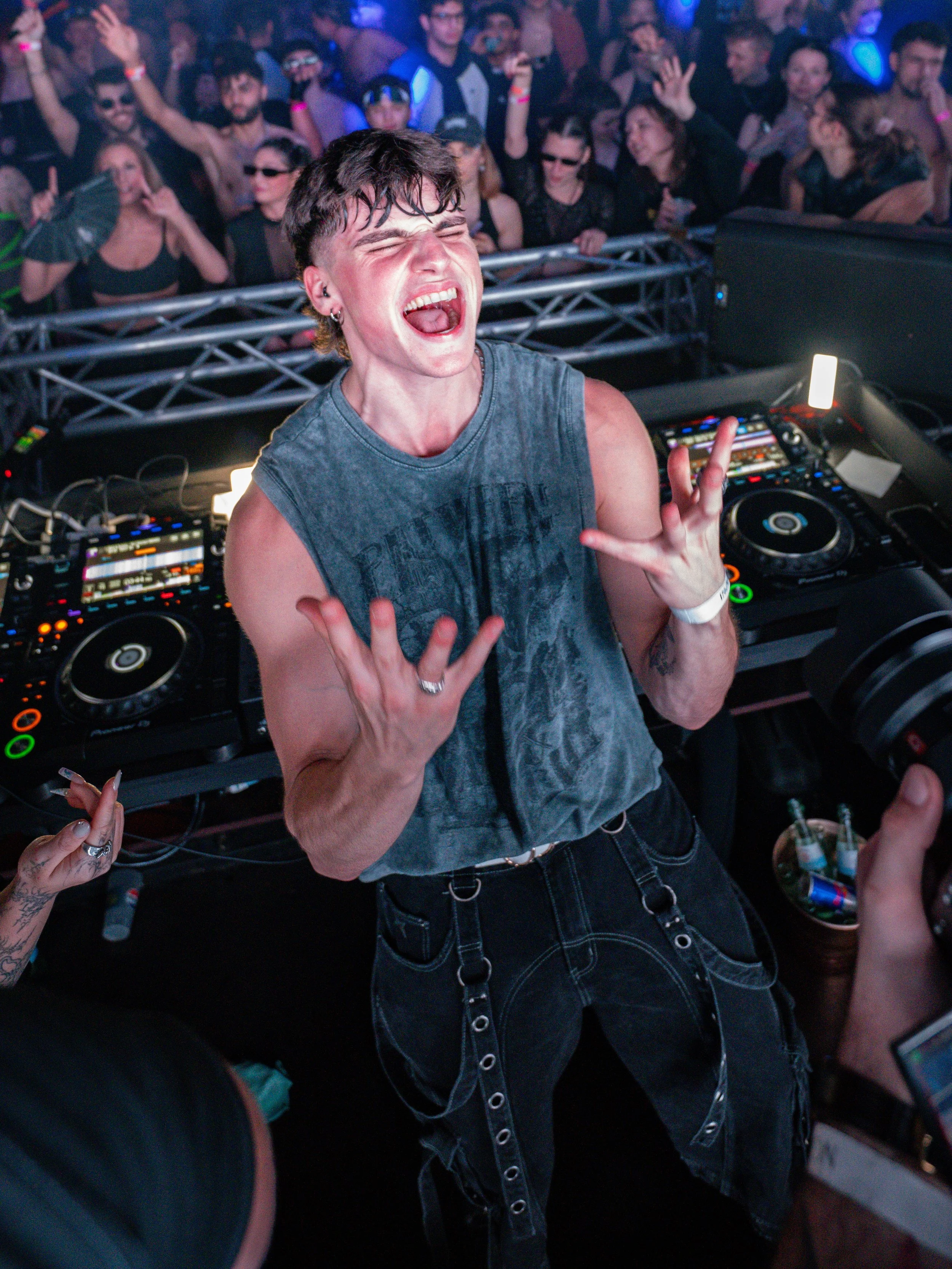 VICO - INVAZZION - BASSLENS-4.jpg