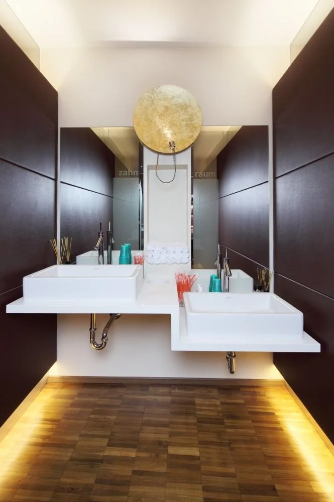 Smile Clinic interior - bathroom