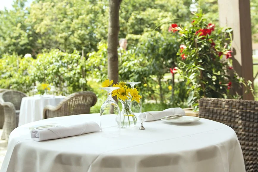 Artisan Restaurant - Garden Dinning