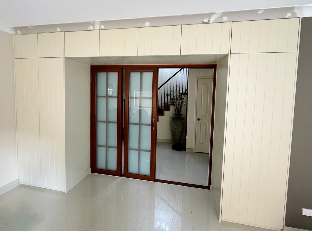 Hinged Door Wardrobe with Pinstripe Doors with Push to open.