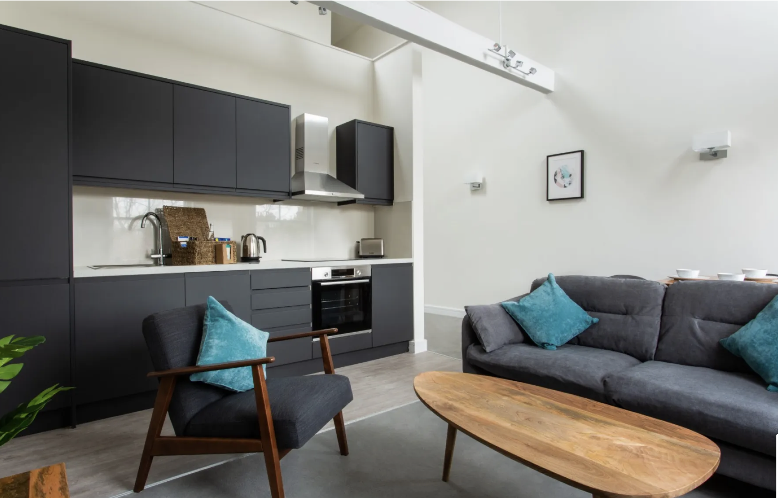 1 Bedroom Apartment Queens Park, NW6