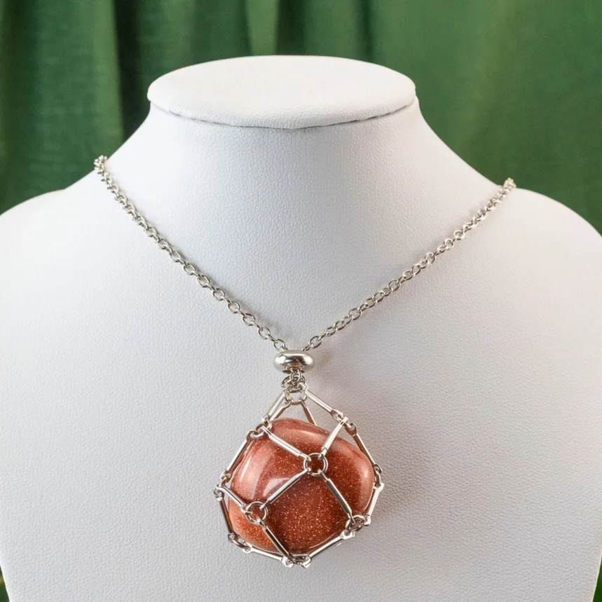Adjustable Metal Crystal Holder Necklace