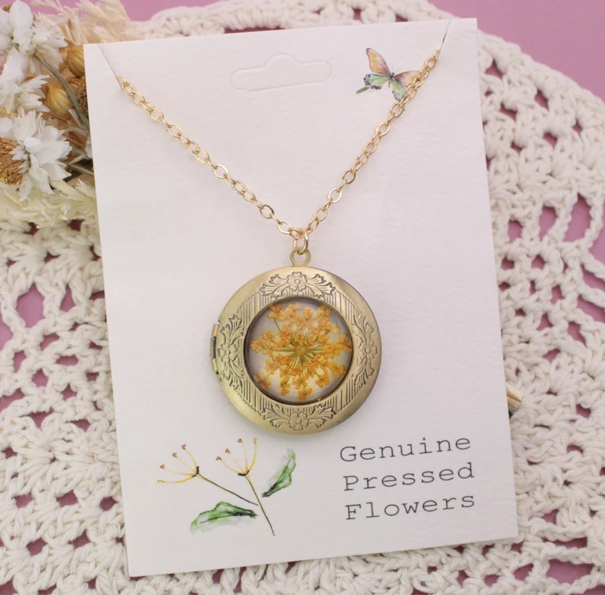 Vintage Dried Yellow Floral Locket Necklace-IIIII.webp
