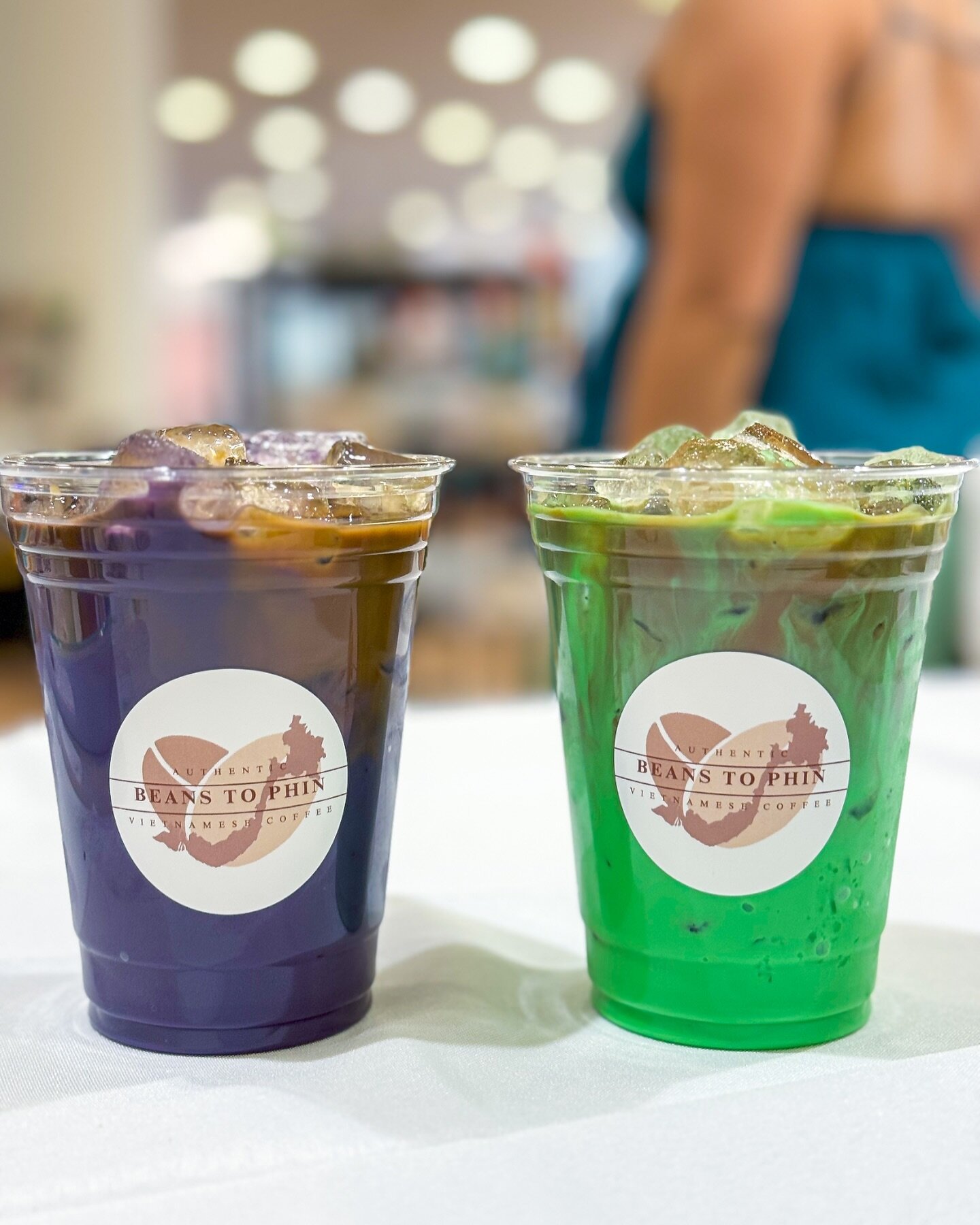 Are you team 💜ubephoria latte or 💚pandan paradise latte?

Both ube (purple yam) and pandan (screw pine leaf) are natural ingredients derived from plants commonly found in Southeast Asia. 

They both have distinct flavors and are known for their vib