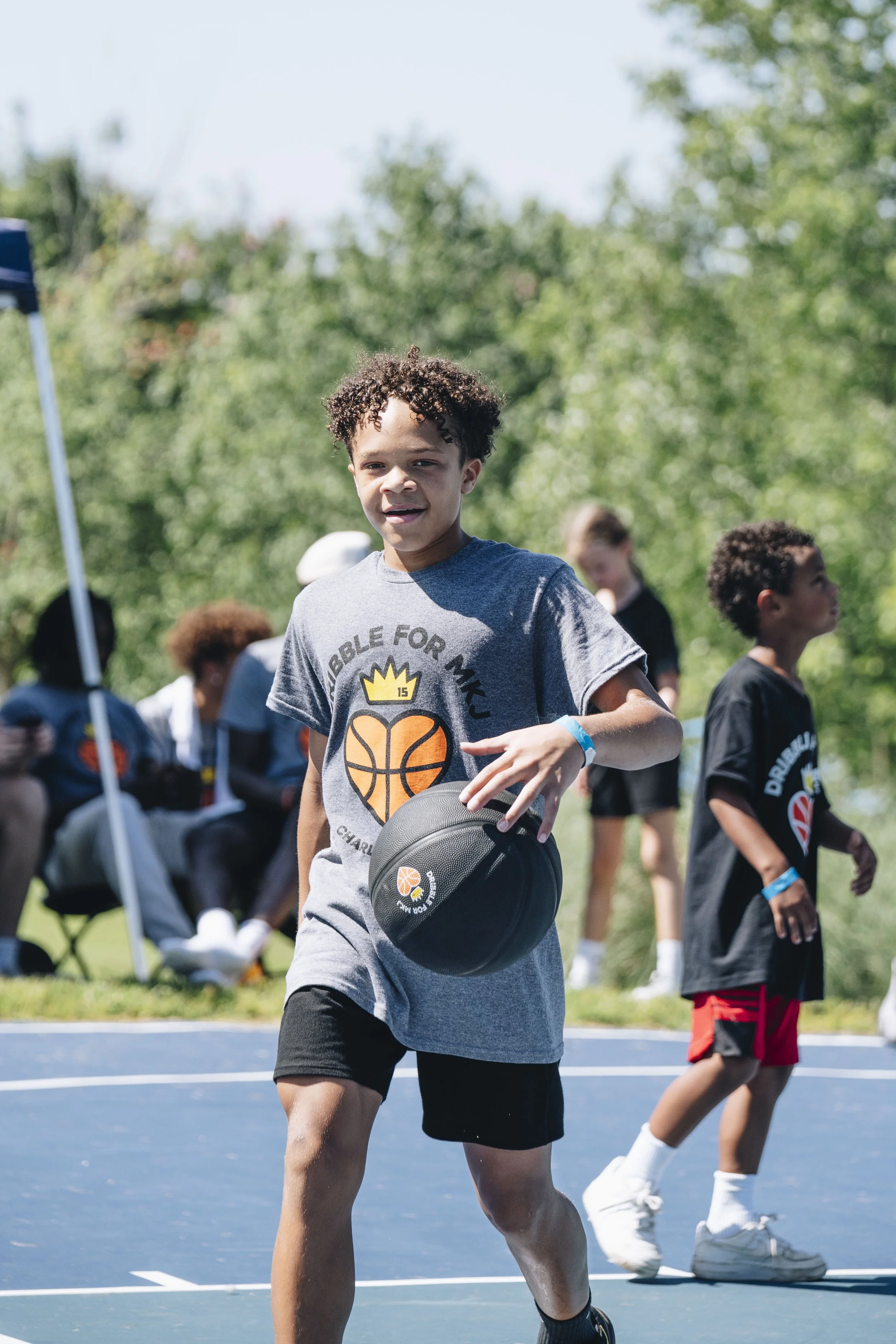 DRIBBBLE FOR MKJ_264.JPG