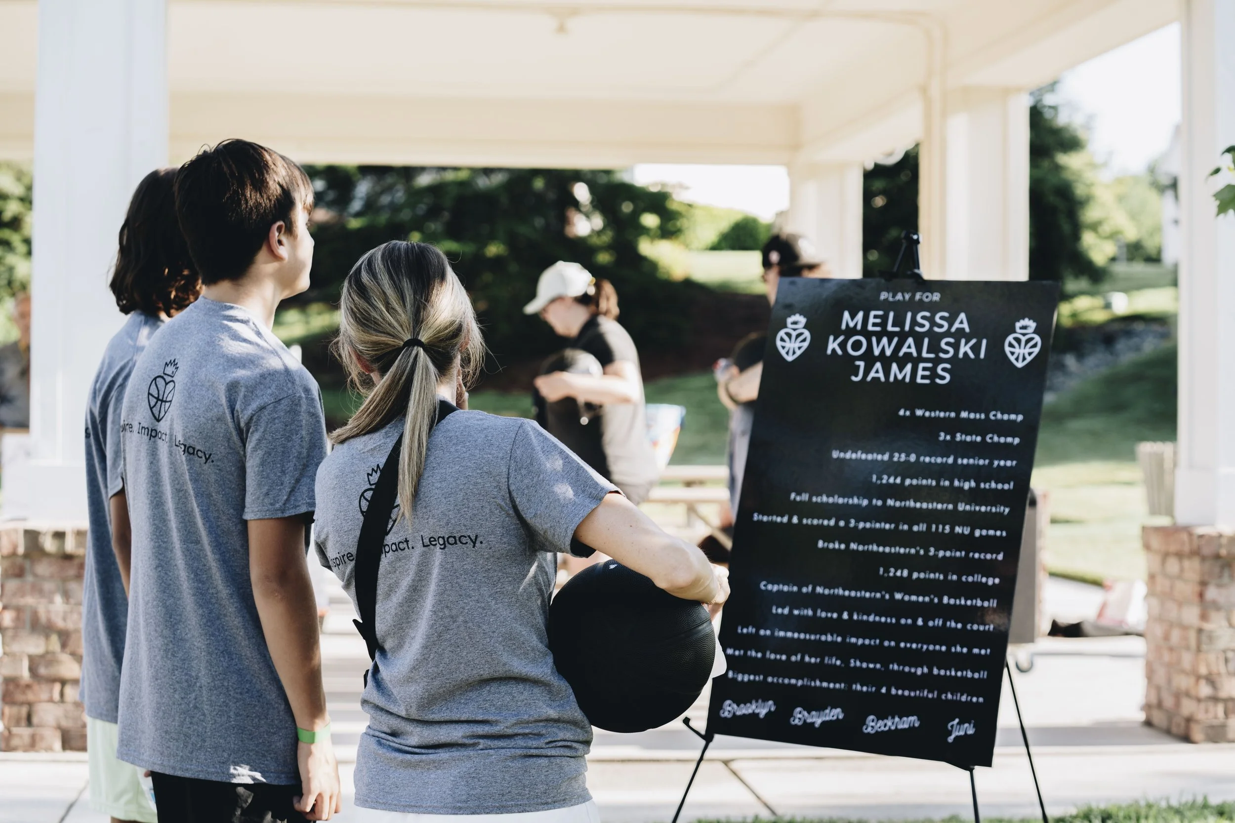 DRIBBBLE FOR MKJ_24.JPG