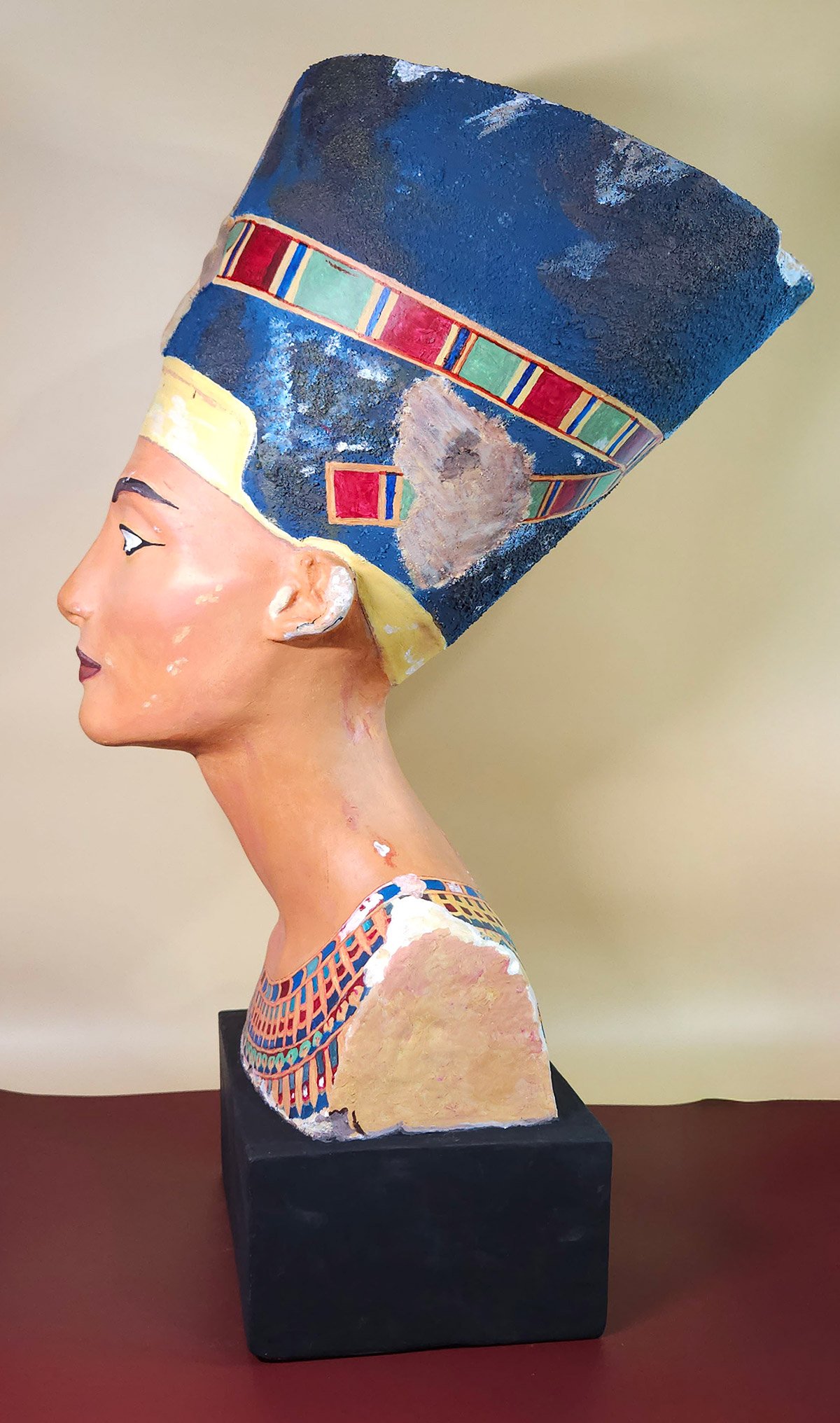 Nefertiti Bust, 3d printed and hand painted, side view