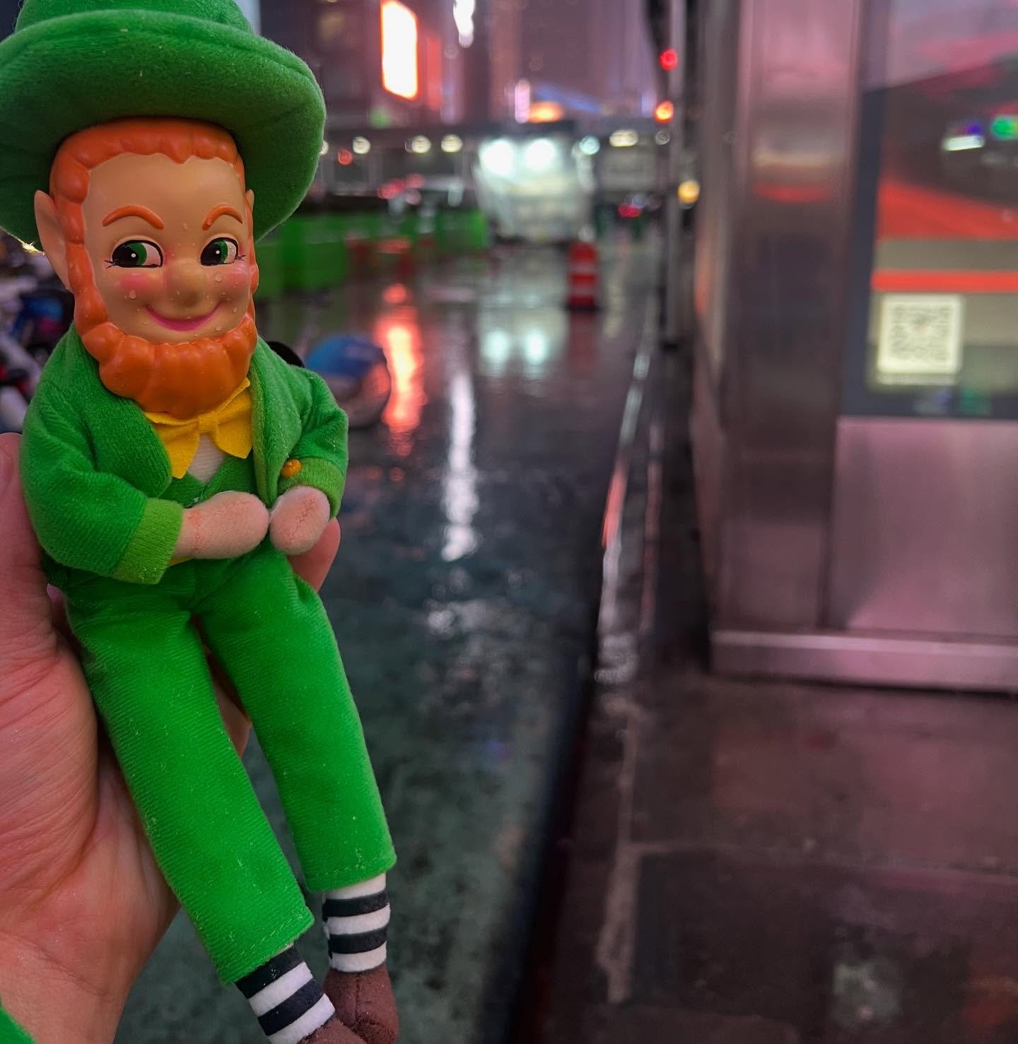 &ldquo;Embracing the rain on this Wednesday in March! ☔🍀 Perfect day for indoor fun, cozy vibes, and maybe a little leprechaun hunting! 🍀💚 #StPatricksDay #RainyDayFun #LuckyMoments #FamilyTime #KidFriendlyFun #CozyVibes #LeprechaunHunt #GreenAndGo