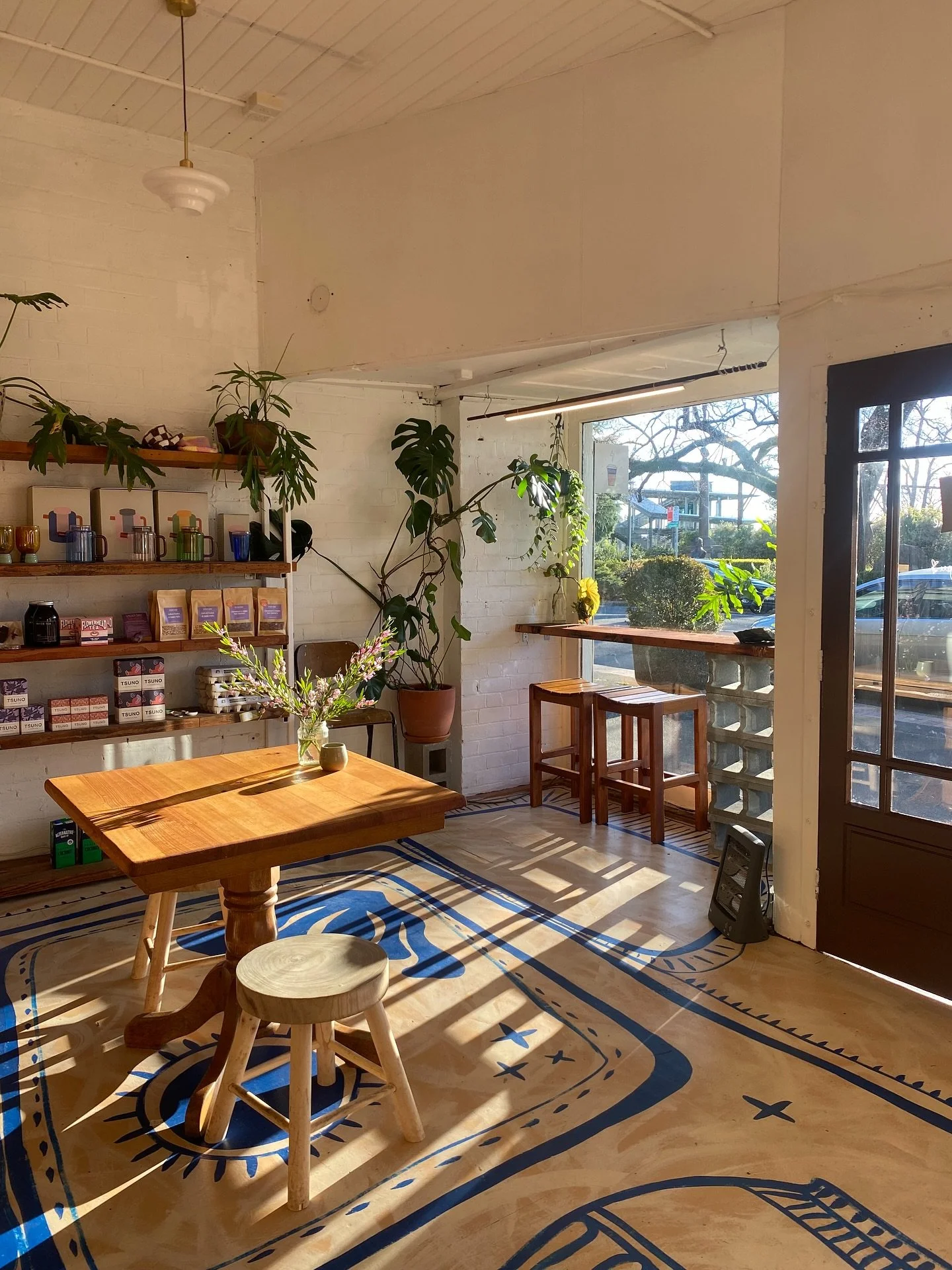 In the heart of Wentworth Falls you&rsquo;ll find Butter, a caf&eacute; built on good coffee, honest food, and the rhythm of our mountain village &mdash; a welcome stop for locals and travellers heading up the mountains. 

🧈