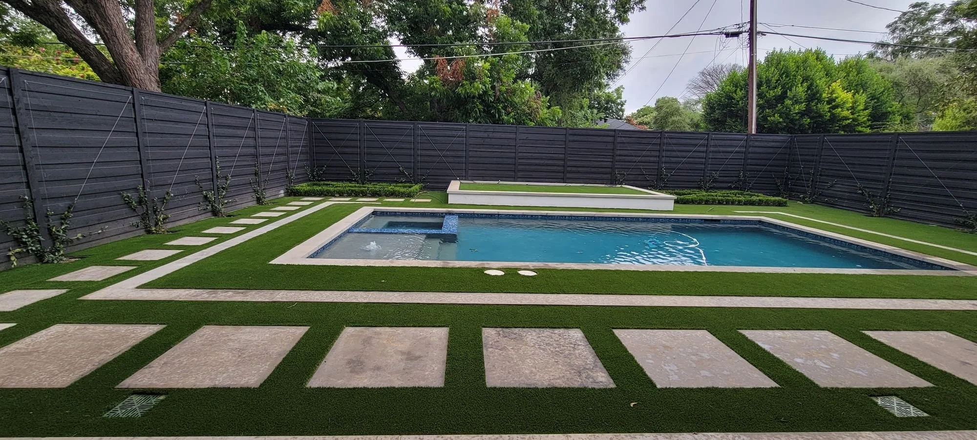 gallery-pool-pavers-artificial-grass-dfw.jpg