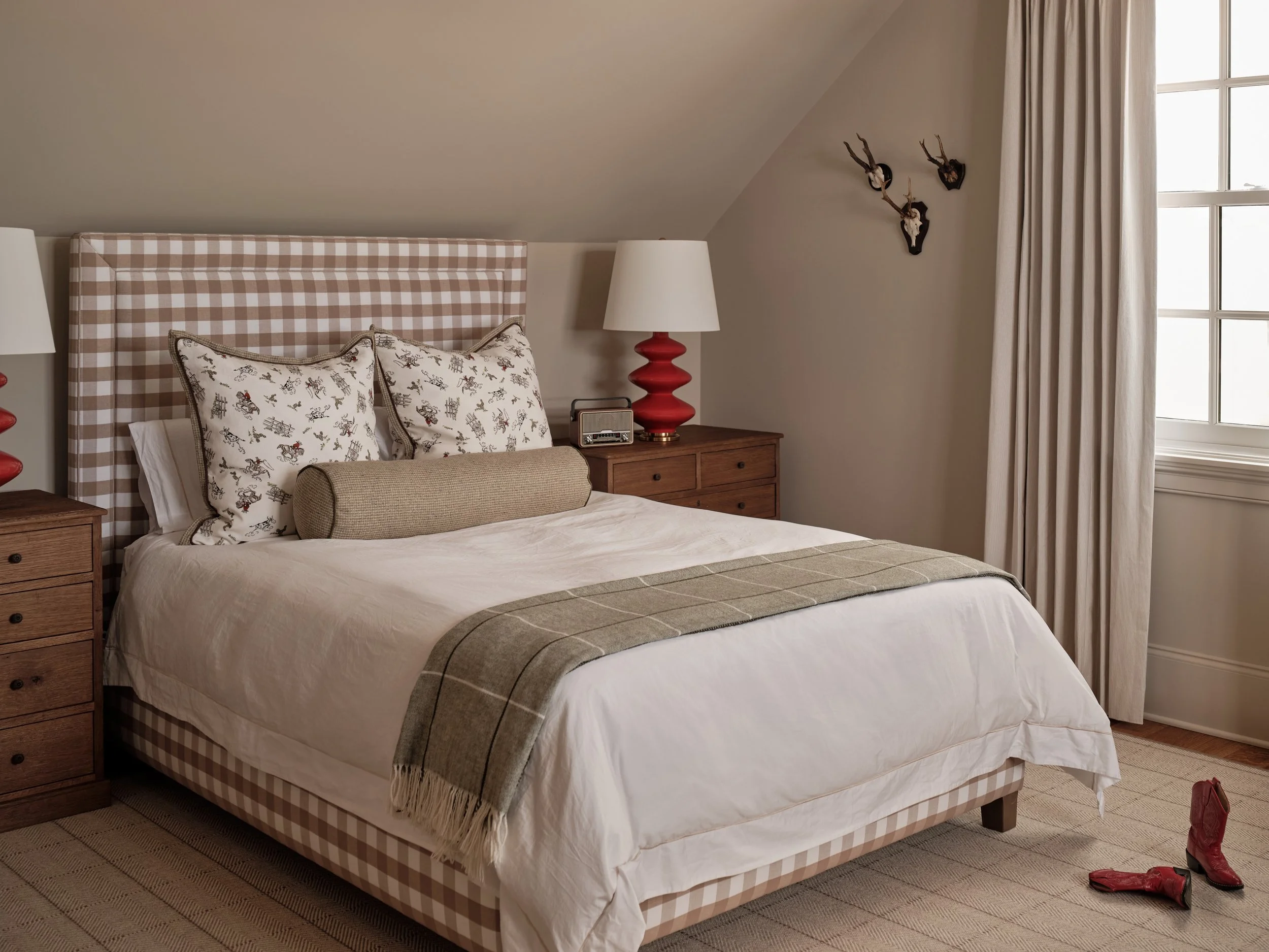 JGMB_1904 Pleasant Valley Avenue7563.jpg