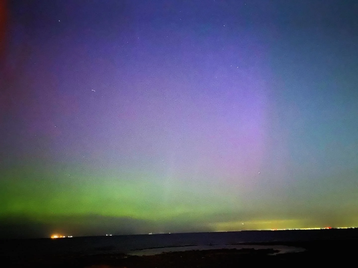 This morning Linden from my office shared this beautiful photo she took of the Aurora Australis from Williamstown Beach last night. 

We also talked about Rob Hirst, how brilliant he was but also how kind. What a legend of Australian music he was.

I
