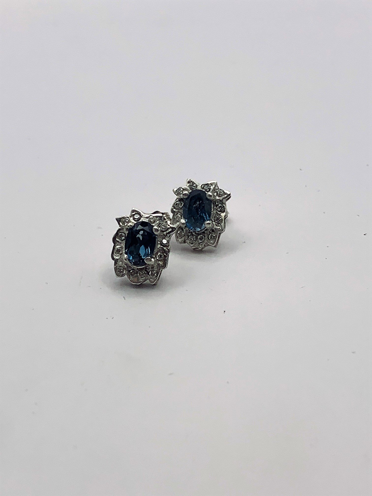 https://i.etsystatic.com/15864318/r/il/e5c873/4389043739/il_fullxfull.4389043739_kh8m.jpg