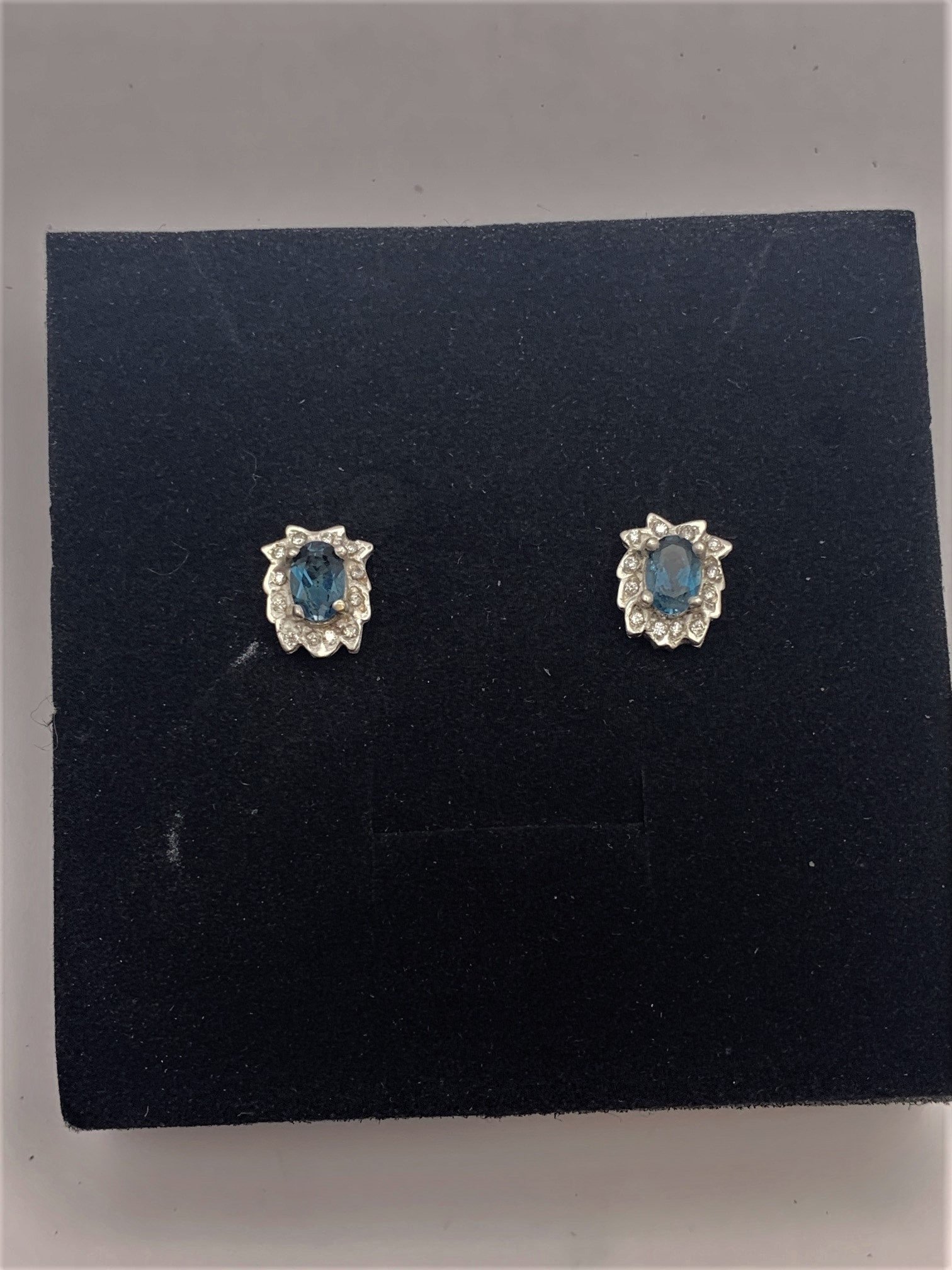 https://i.etsystatic.com/15864318/r/il/7f51ec/4389043751/il_fullxfull.4389043751_l7i2.jpg