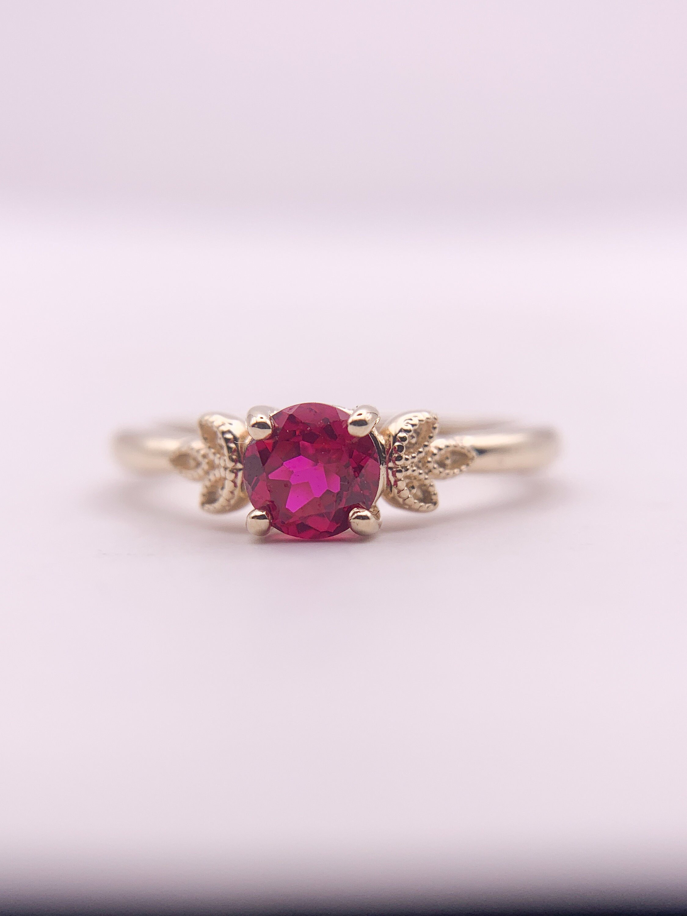 https://i.etsystatic.com/15864318/r/il/9ddfac/5862708683/il_fullxfull.5862708683_m46t.jpg